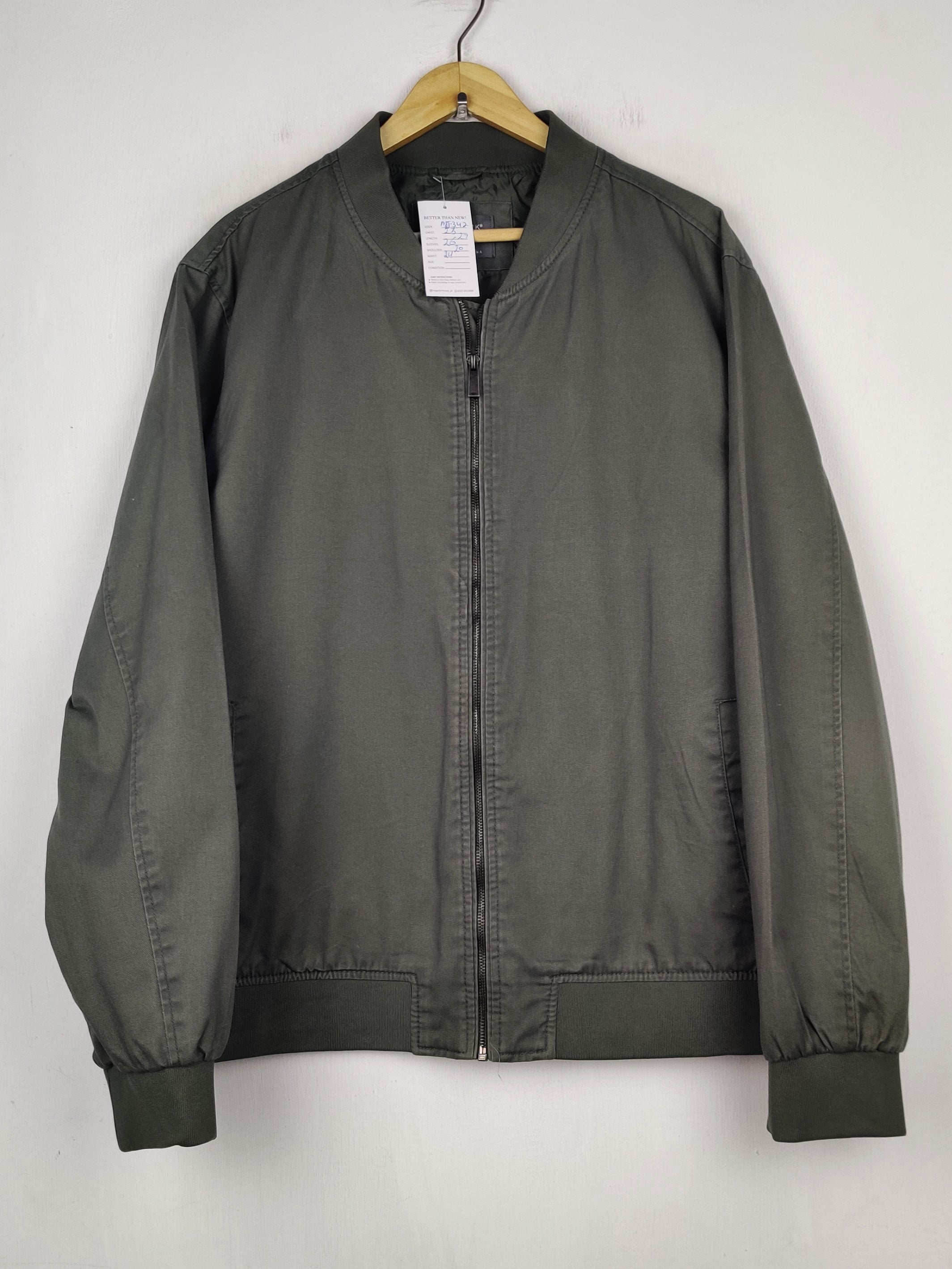 Buy online pre-used pre-loved 100% authentic & Original branded Primark (MJ-342) available in Pakistan. Top international brands avilable.