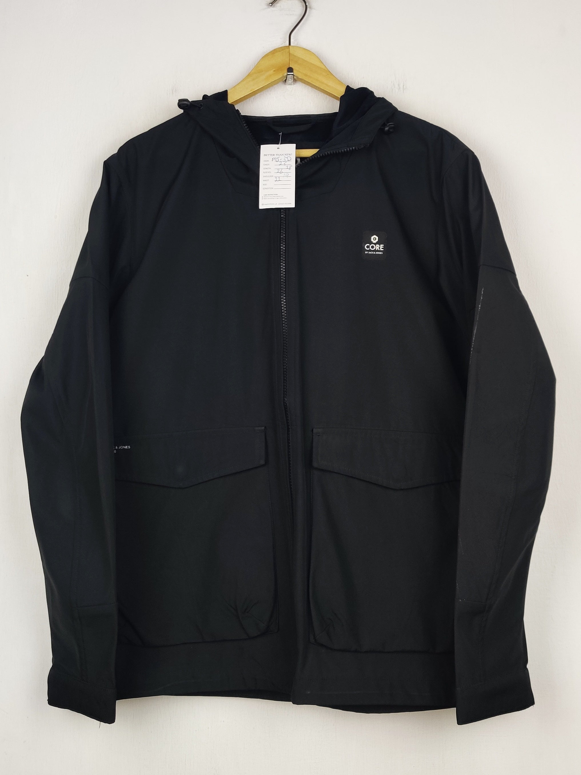 Buy online pre-used pre-loved 100% authentic & Original branded Jack&Jones (MJ-352) available in Pakistan. Top international brands avilable.