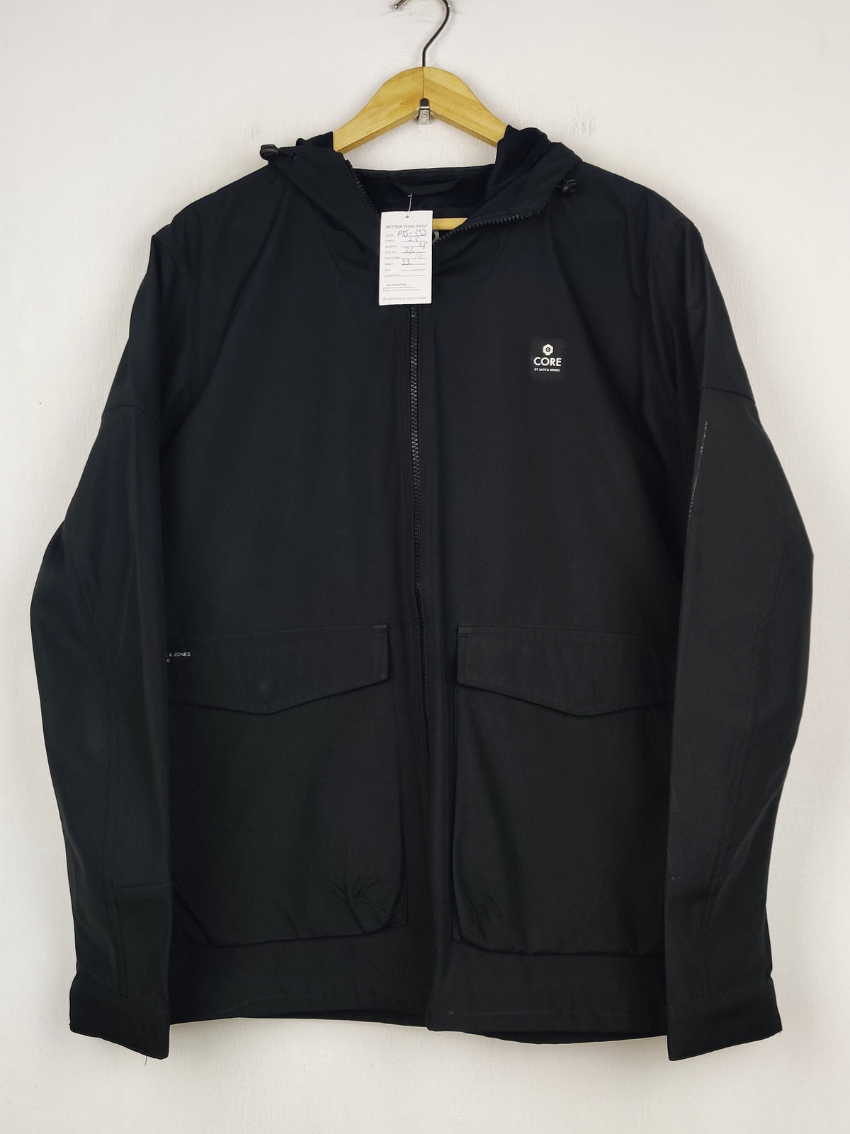 Buy online pre-used pre-loved 100% authentic & Original branded Jack&Jones (MJ-352) available in Pakistan. Top international brands avilable.