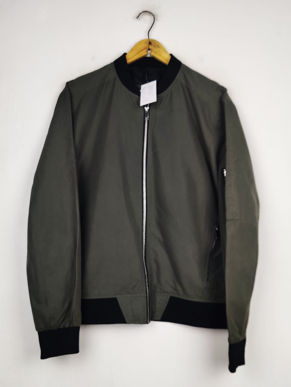 Buy online pre-used pre-loved 100% authentic & Original branded River Island (MJ-368) available in Pakistan. Top international brands avilable.