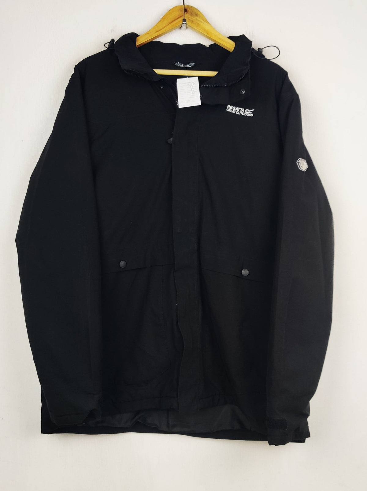 Buy online pre-used pre-loved 100% authentic & Original branded Regatta (MJ-385) available in Pakistan. Top international brands avilable.