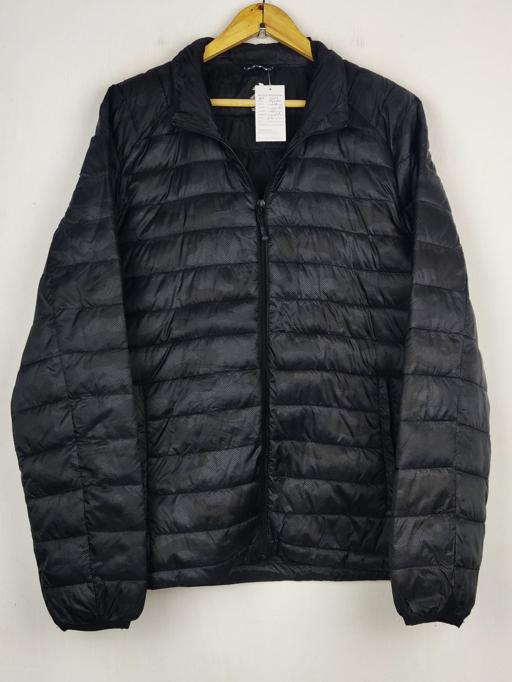 Buy online pre-used pre-loved 100% authentic & Original branded Zeroxposur (MJ-392) available in Pakistan. Top international brands avilable.