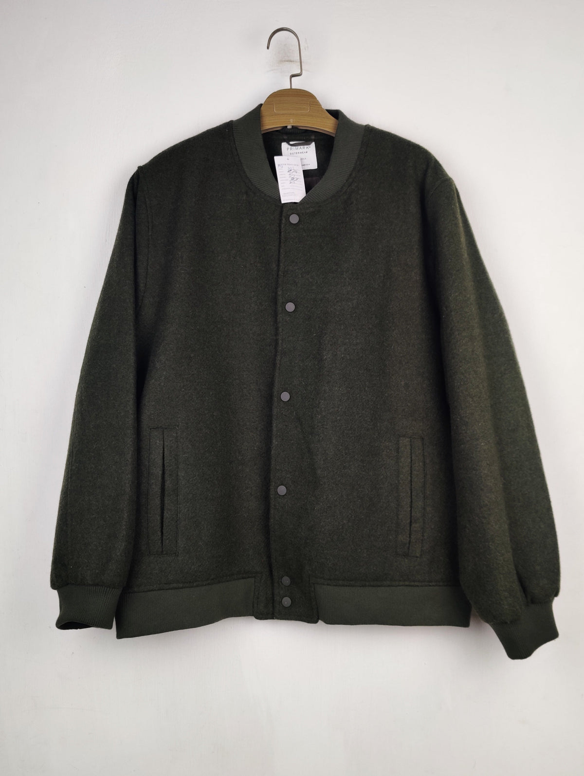 Buy online pre-used pre-loved 100% authentic & Original branded Primark (MJ-401) available in Pakistan. Top international brands avilable.