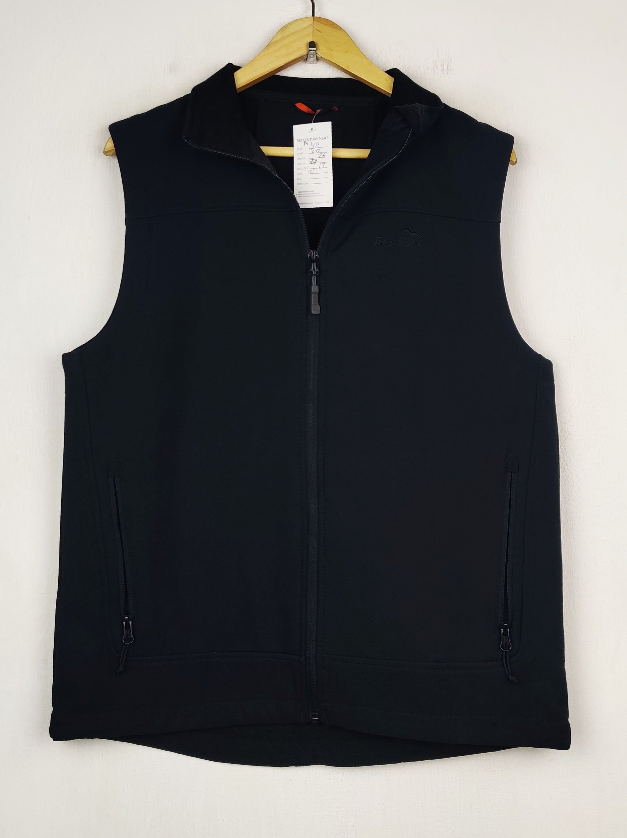 Buy online pre-used pre-loved 100% authentic & Original branded Peter Storm (MJ-410) available in Pakistan. Top international brands avilable.