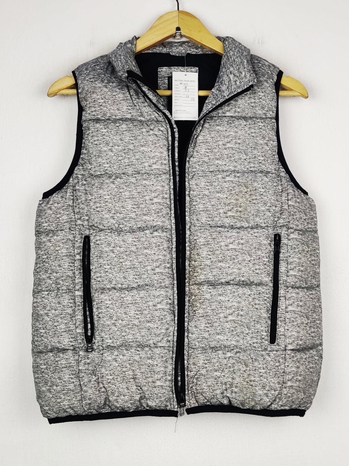 Buy online pre-used pre-loved 100% authentic & Original branded Gap (MJ-412) available in Pakistan. Top international brands avilable.