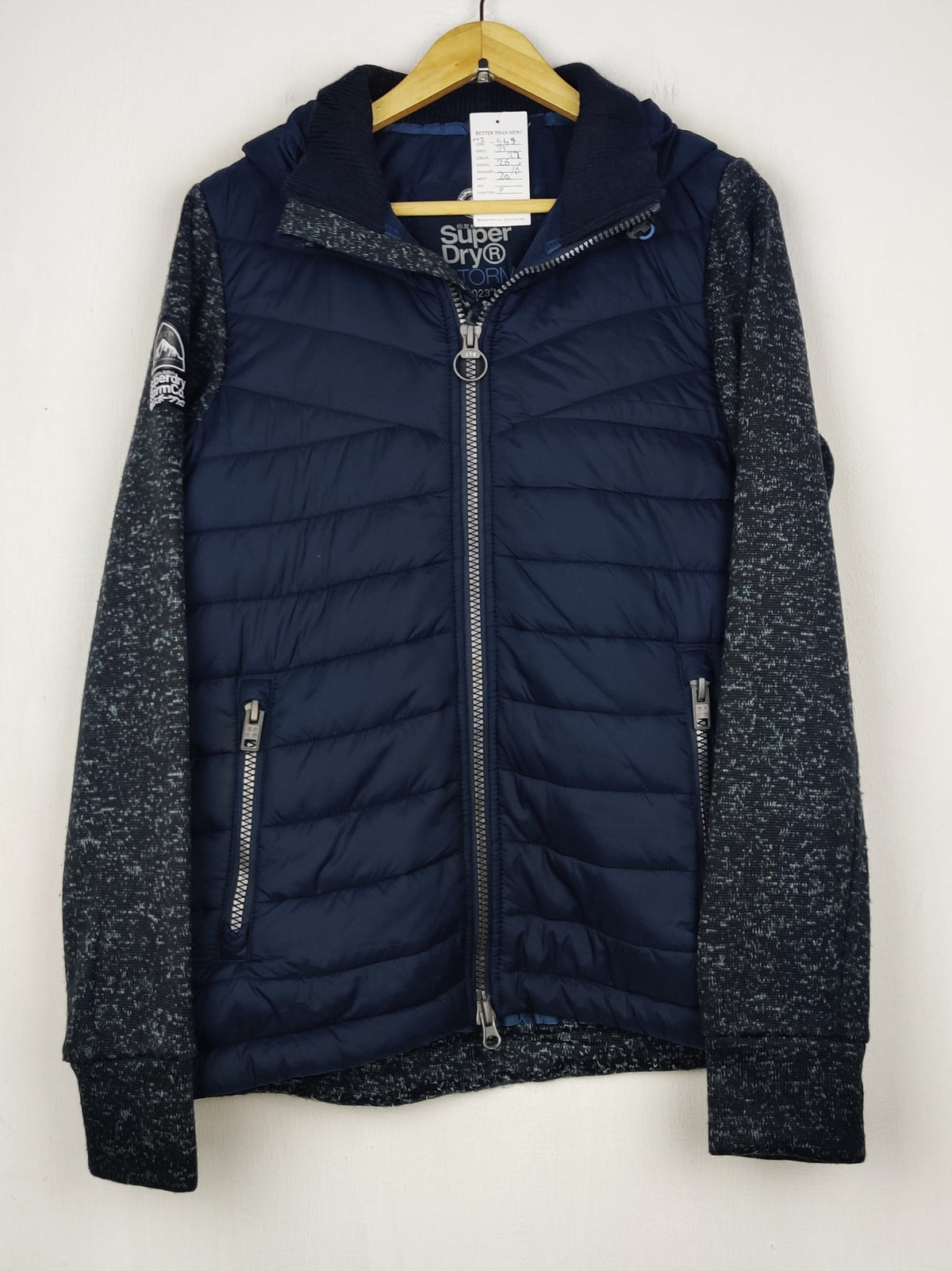Buy online pre-used pre-loved 100% authentic & Original branded Super Dry (MJ-449) available in Pakistan. Top international brands avilable.