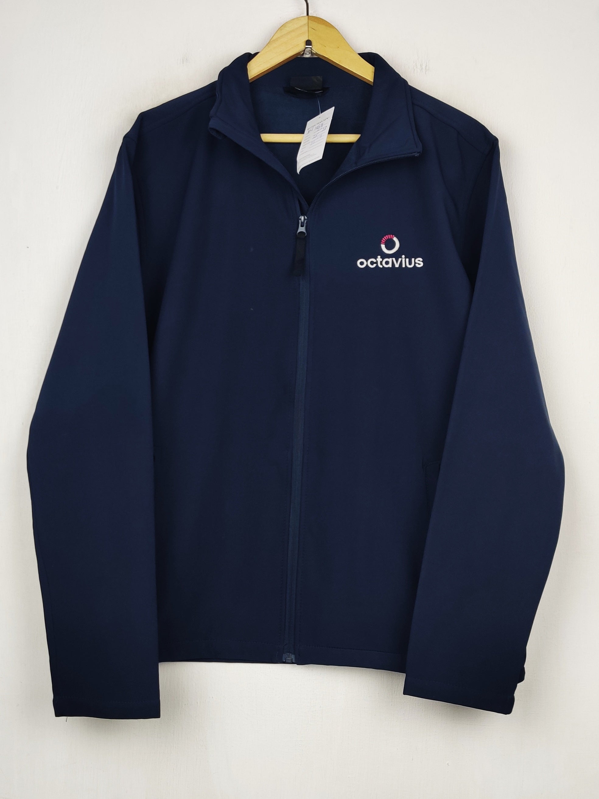 Buy online pre-used pre-loved 100% authentic & Original branded Regatta (MJ-454) available in Pakistan. Top international brands avilable.