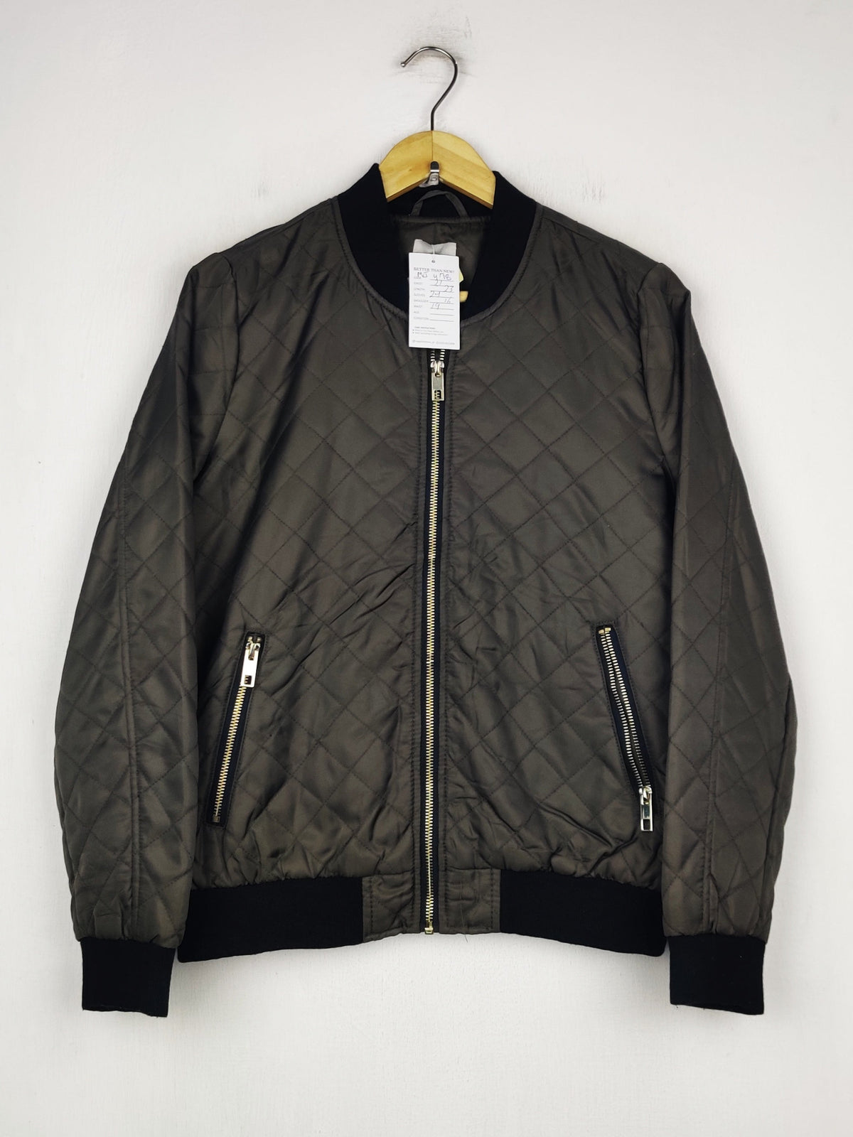 Buy online pre-used pre-loved 100% authentic & Original branded Tu (MJ-478) available in Pakistan. Top international brands avilable.