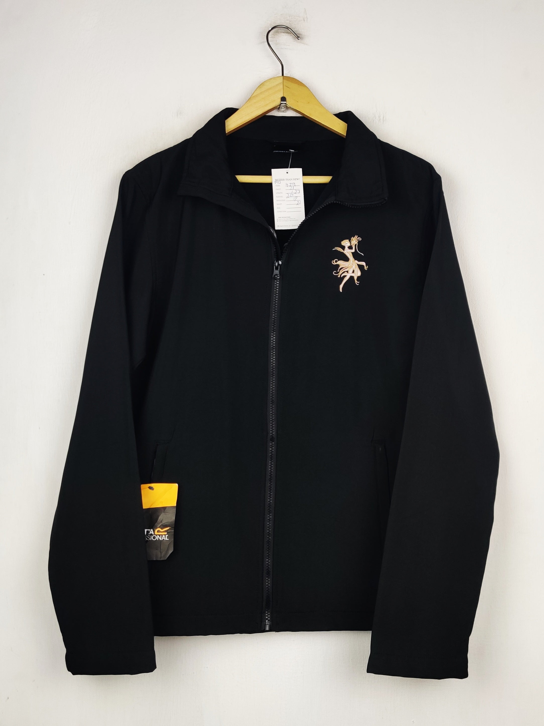 Buy online pre-used pre-loved 100% authentic & Original branded Regatta (MJ-479) available in Pakistan. Top international brands avilable.