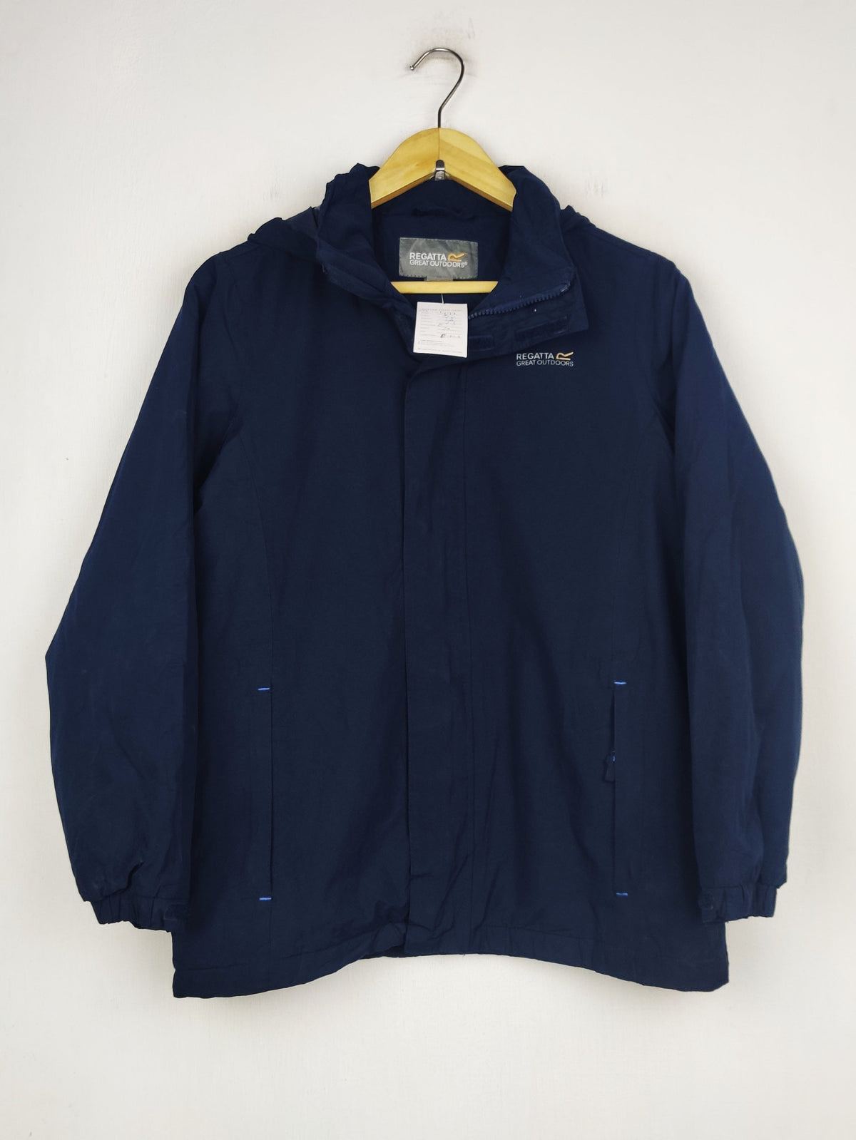 Buy online pre-used pre-loved 100% authentic & Original branded Regatta (MJ-492) available in Pakistan. Top international brands avilable.