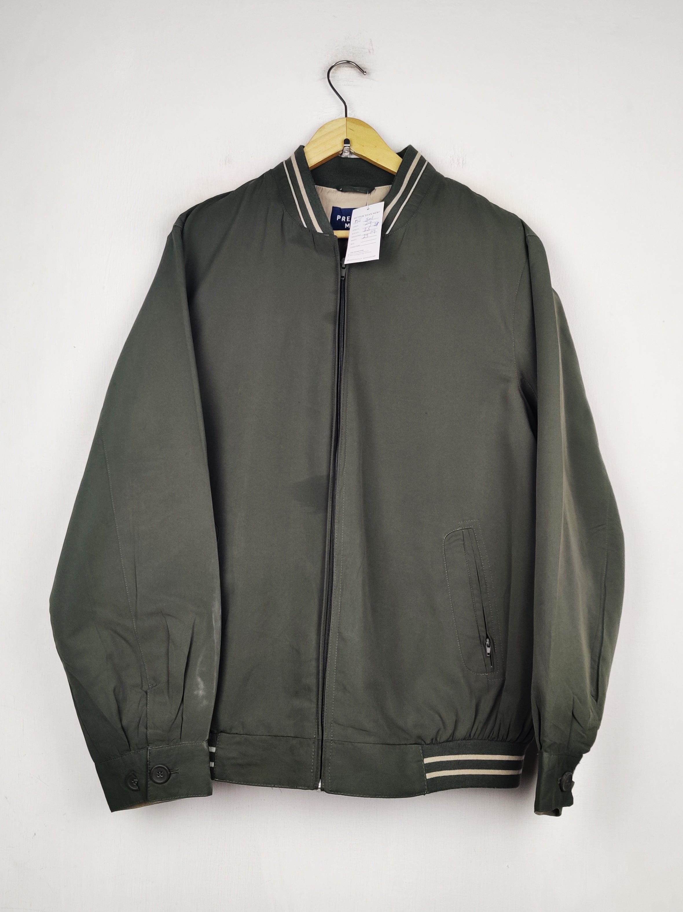 Buy online pre-used pre-loved 100% authentic & Original branded Premier (MJ-501) available in Pakistan. Top international brands avilable.