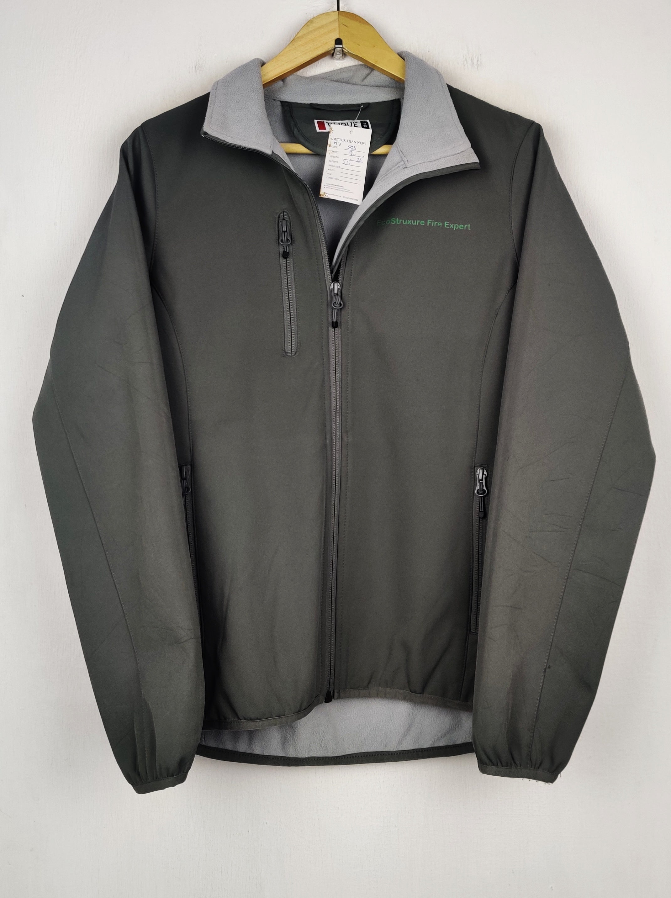 Buy online pre-used pre-loved 100% authentic & Original branded Clique (MJ-505) available in Pakistan. Top international brands avilable.