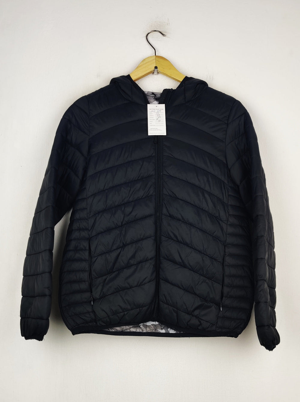 Buy online pre-used pre-loved 100% authentic & Original branded Marks & Spencer (MJ-509) available in Pakistan. Top international brands avilable.