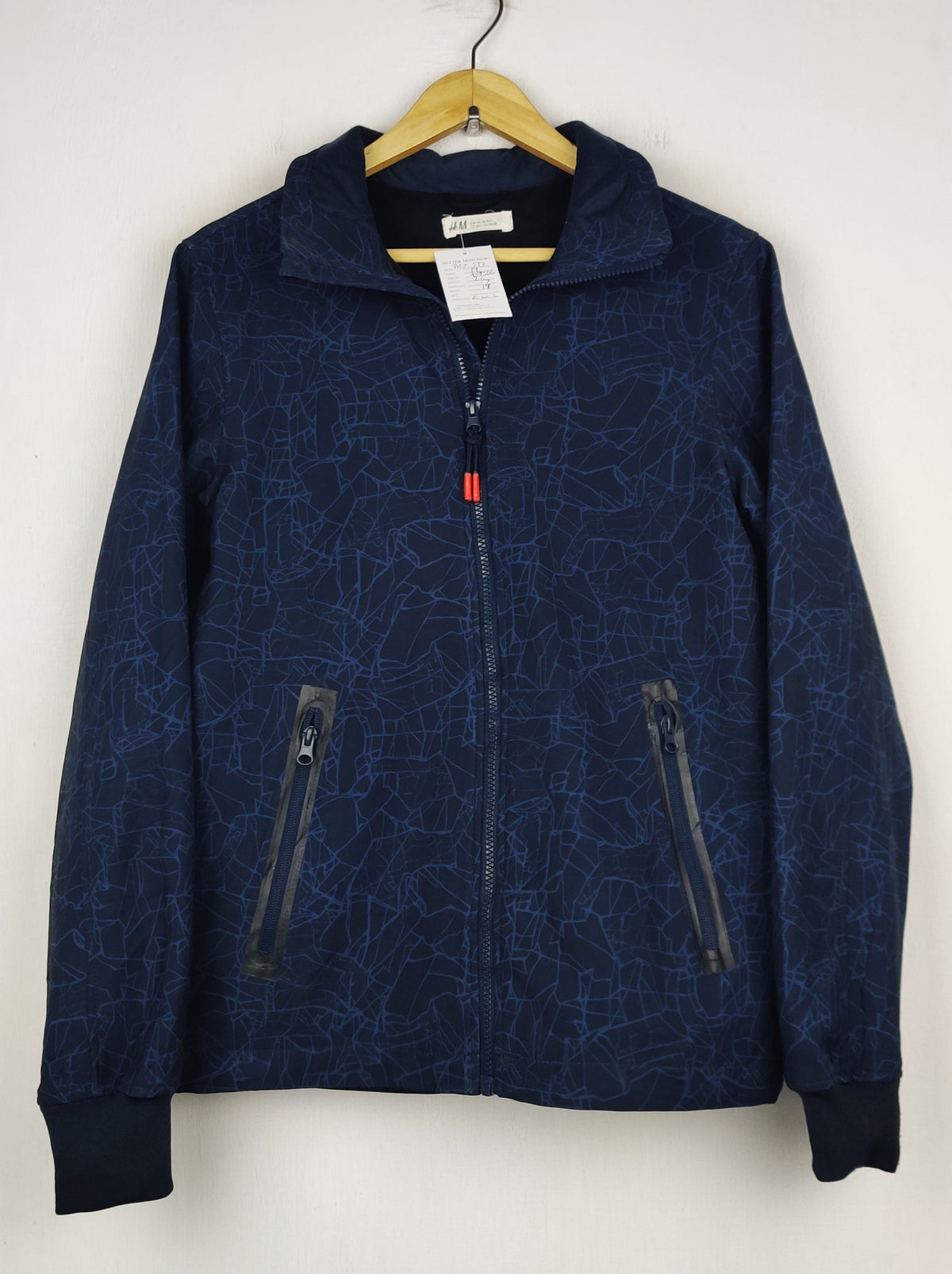 Buy online pre-used pre-loved 100% authentic & Original branded H&M (MJ-513) available in Pakistan. Top international brands avilable.