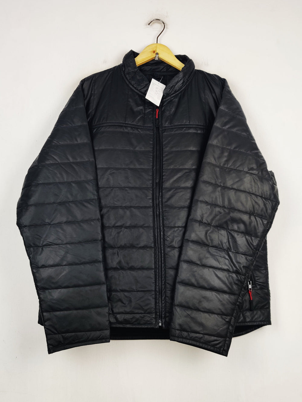 Buy online pre-used pre-loved 100% authentic & Original branded Unknown Brand (MJ-539) available in Pakistan. Top international brands avilable.