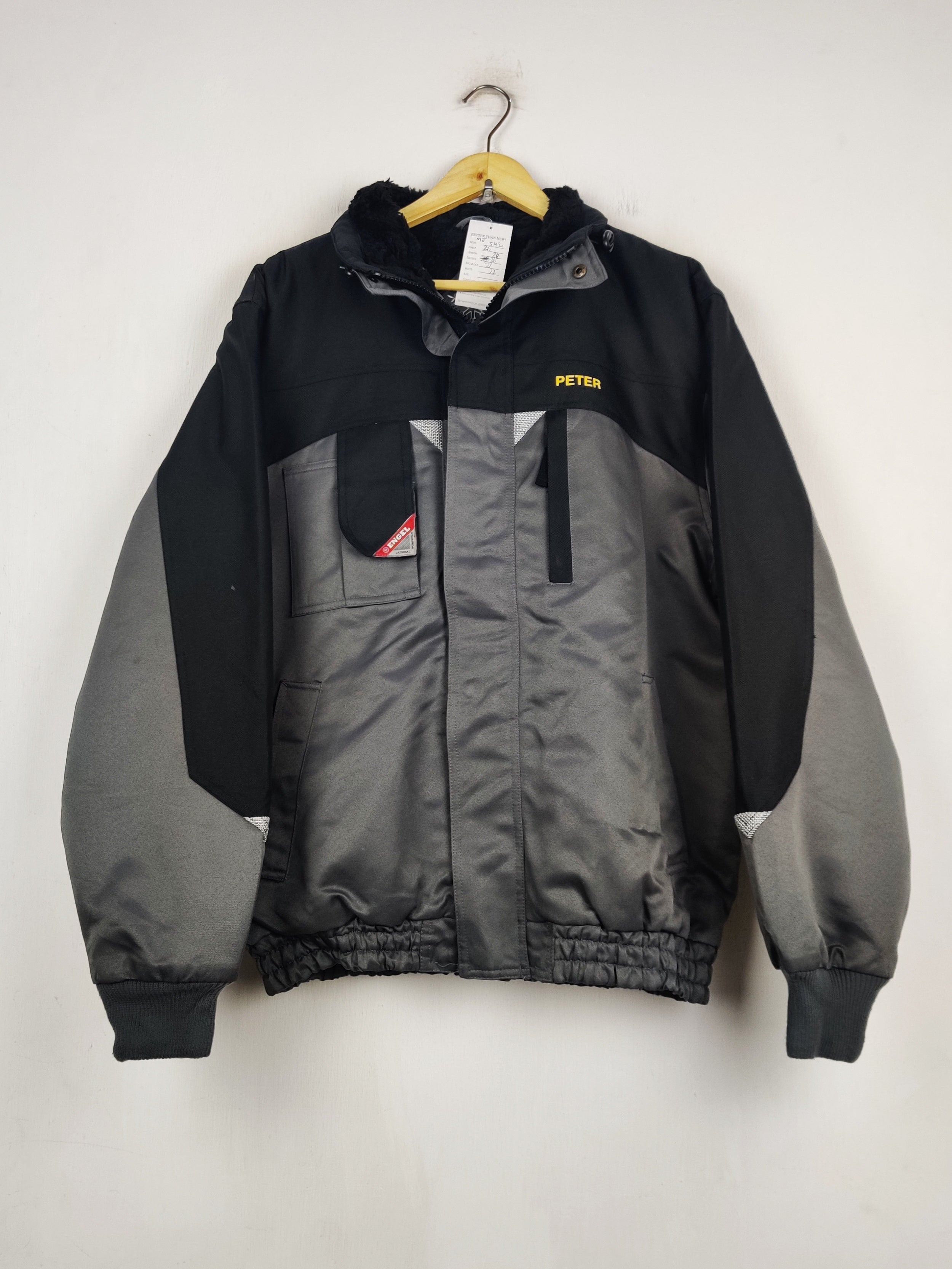 Buy online pre-used pre-loved 100% authentic & Original branded Peter (MJ-542) available in Pakistan. Top international brands avilable.