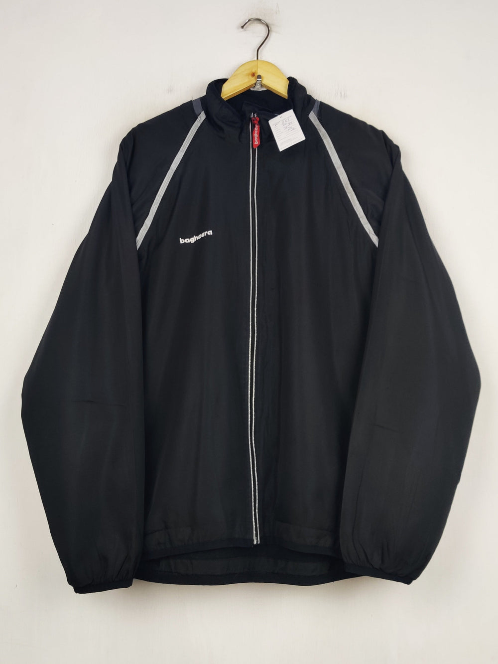 Buy online pre-used pre-loved 100% authentic & Original branded Bagheera (MJ-567) available in Pakistan. Top international brands avilable.
