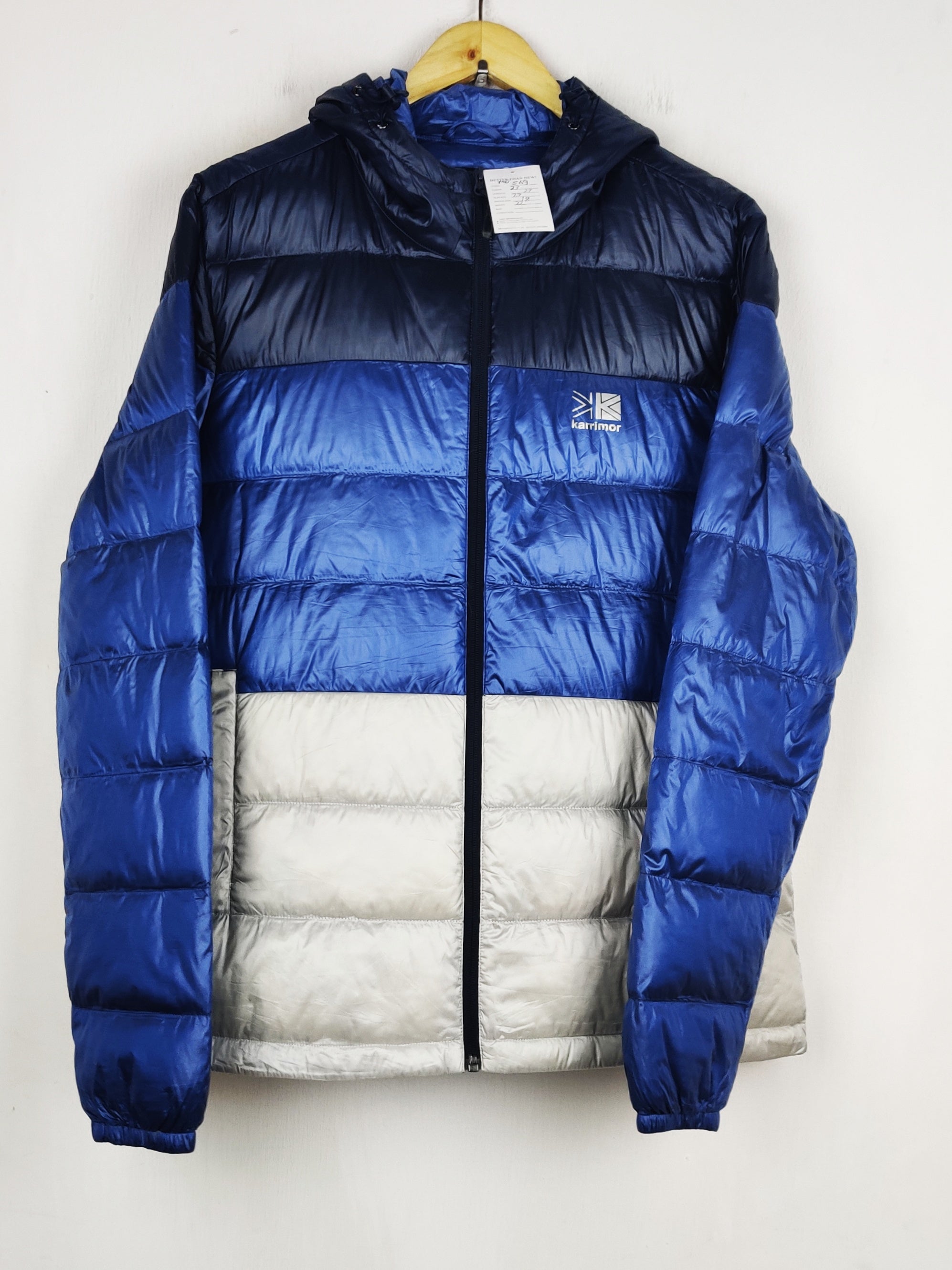 Buy online pre-used pre-loved 100% authentic & Original branded Karrimor (MJ-569) available in Pakistan. Top international brands avilable.