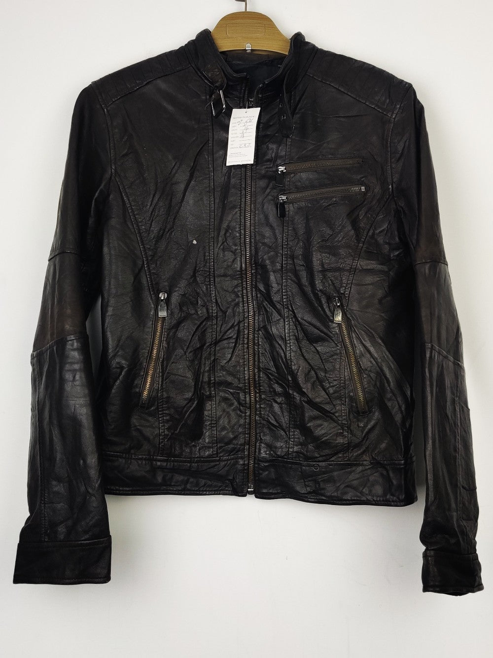Zara (MJ-636)