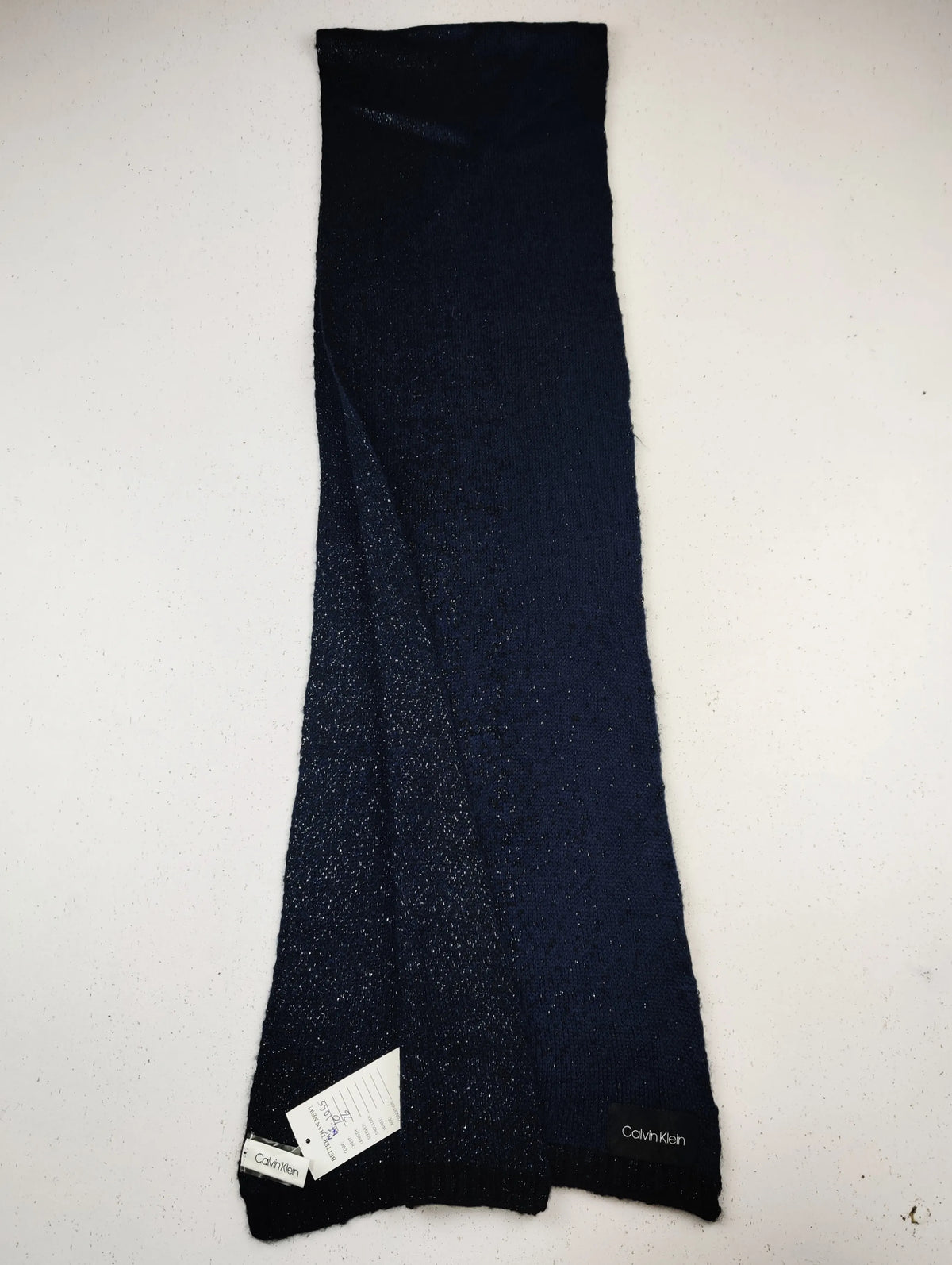 Buy online pre-used pre-loved 100% authentic & Original branded C.A.L.V.I.N K.L.E.I.N (MS-1055) available in Pakistan. Top international brands avilable.