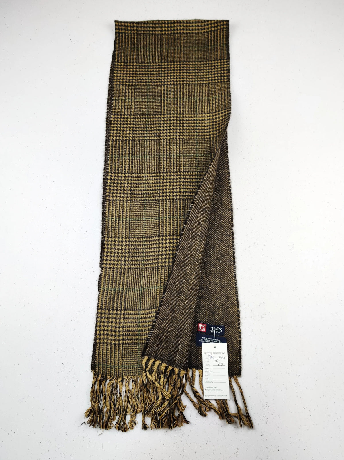 Buy online pre-used pre-loved 100% authentic & Original branded C.H.A.P.S (MS-1096) available in Pakistan. Top international brands avilable.