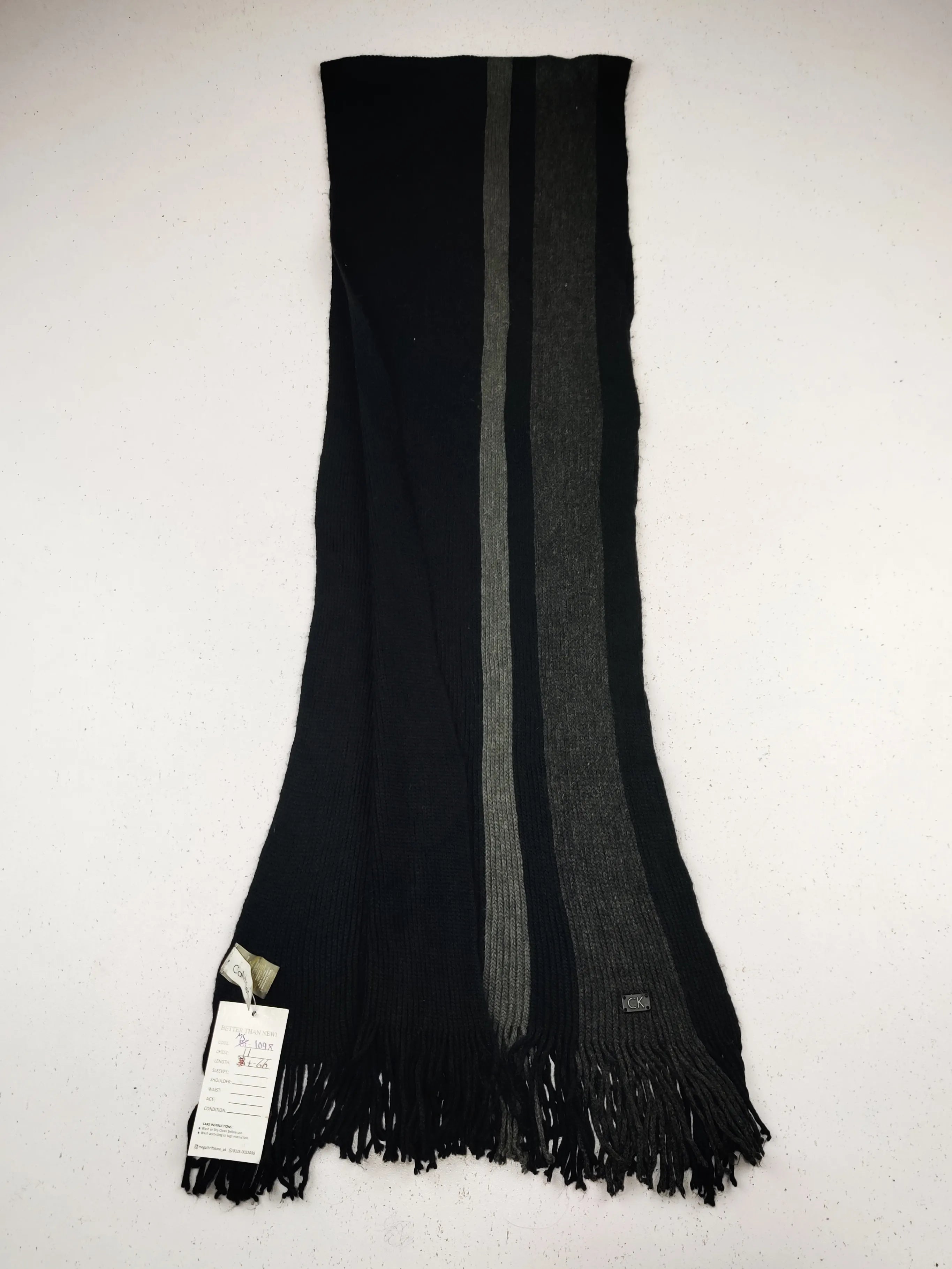 Buy online pre-used pre-loved 100% authentic & Original branded C.A.L.V.I.N K.L.E.I.N (MS-1098) available in Pakistan. Top international brands avilable.