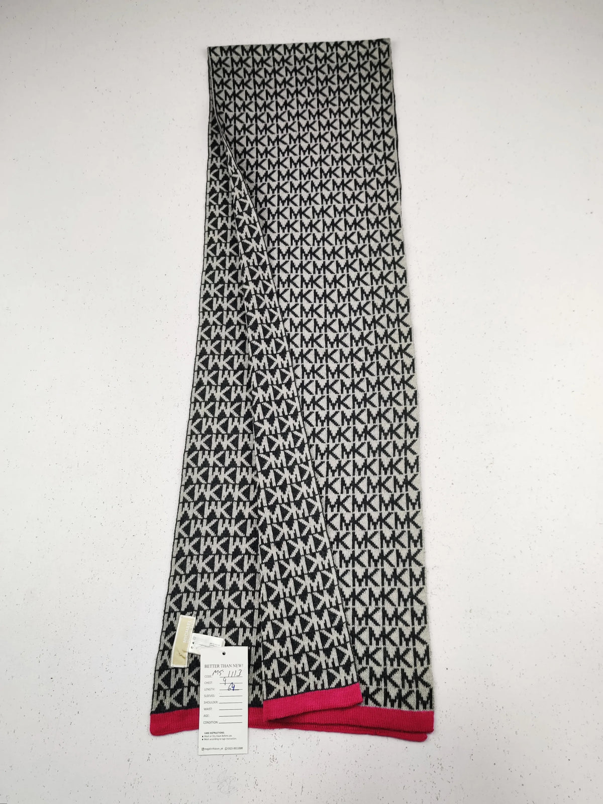Buy online pre-used pre-loved 100% authentic & Original branded M.I.C.H.A.E.L K.O.R.S (MS-1113) available in Pakistan. Top international brands avilable.