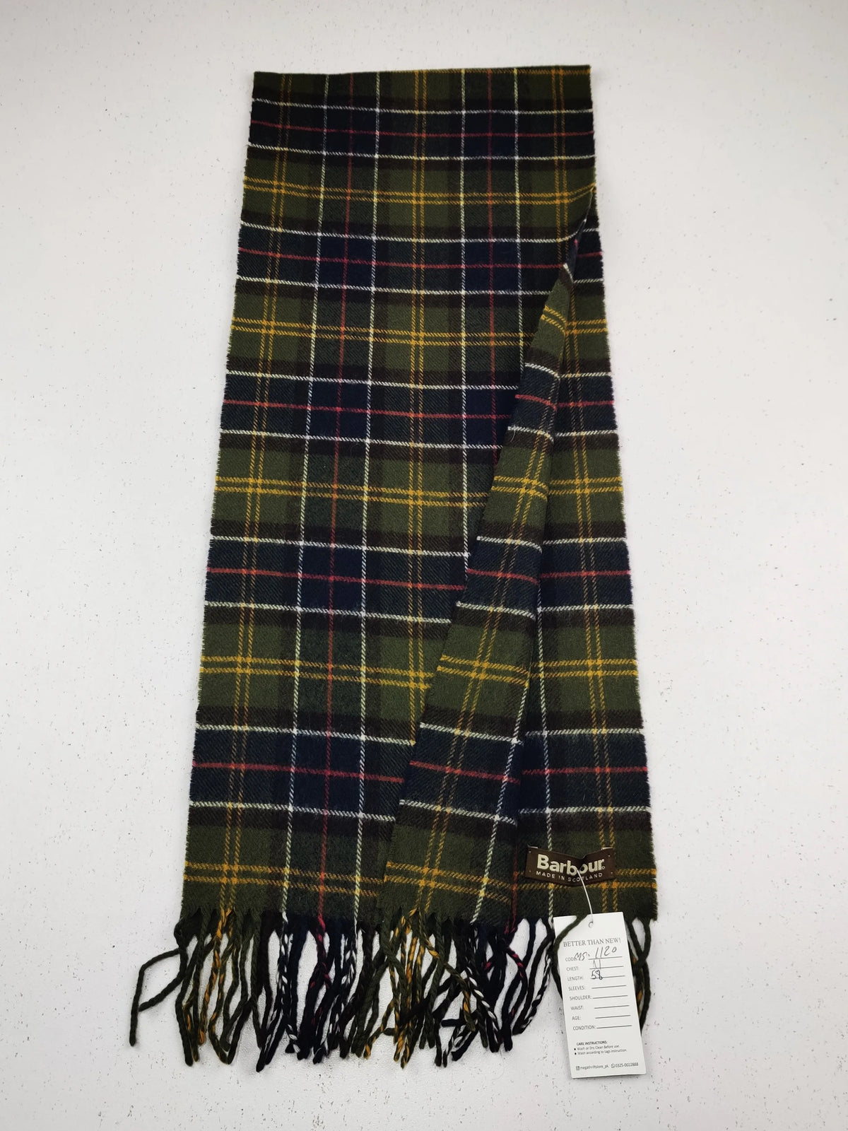 Buy online pre-used pre-loved 100% authentic & Original branded B.A.R.B.O.U.R (MS-1120) available in Pakistan. Top international brands avilable.