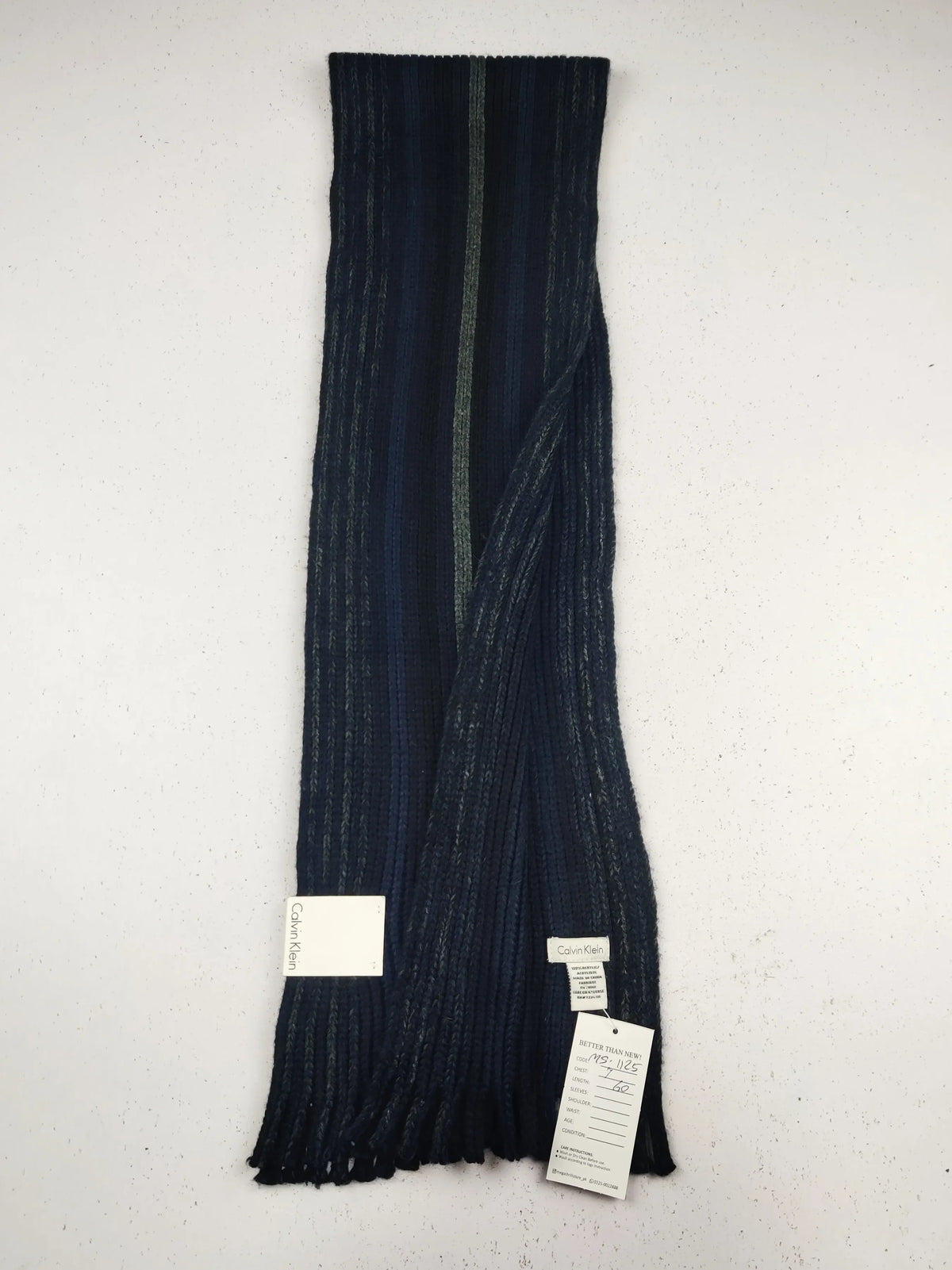 Buy online pre-used pre-loved 100% authentic & Original branded C.A.L.V.I.N K.L.E.I.N (MS-1125) available in Pakistan. Top international brands avilable.