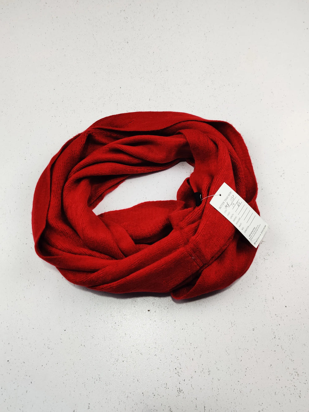 Buy online pre-used pre-loved 100% authentic & Original branded C.A.L.V.I.N K.L.E.I.N (MS-1130) available in Pakistan. Top international brands avilable.