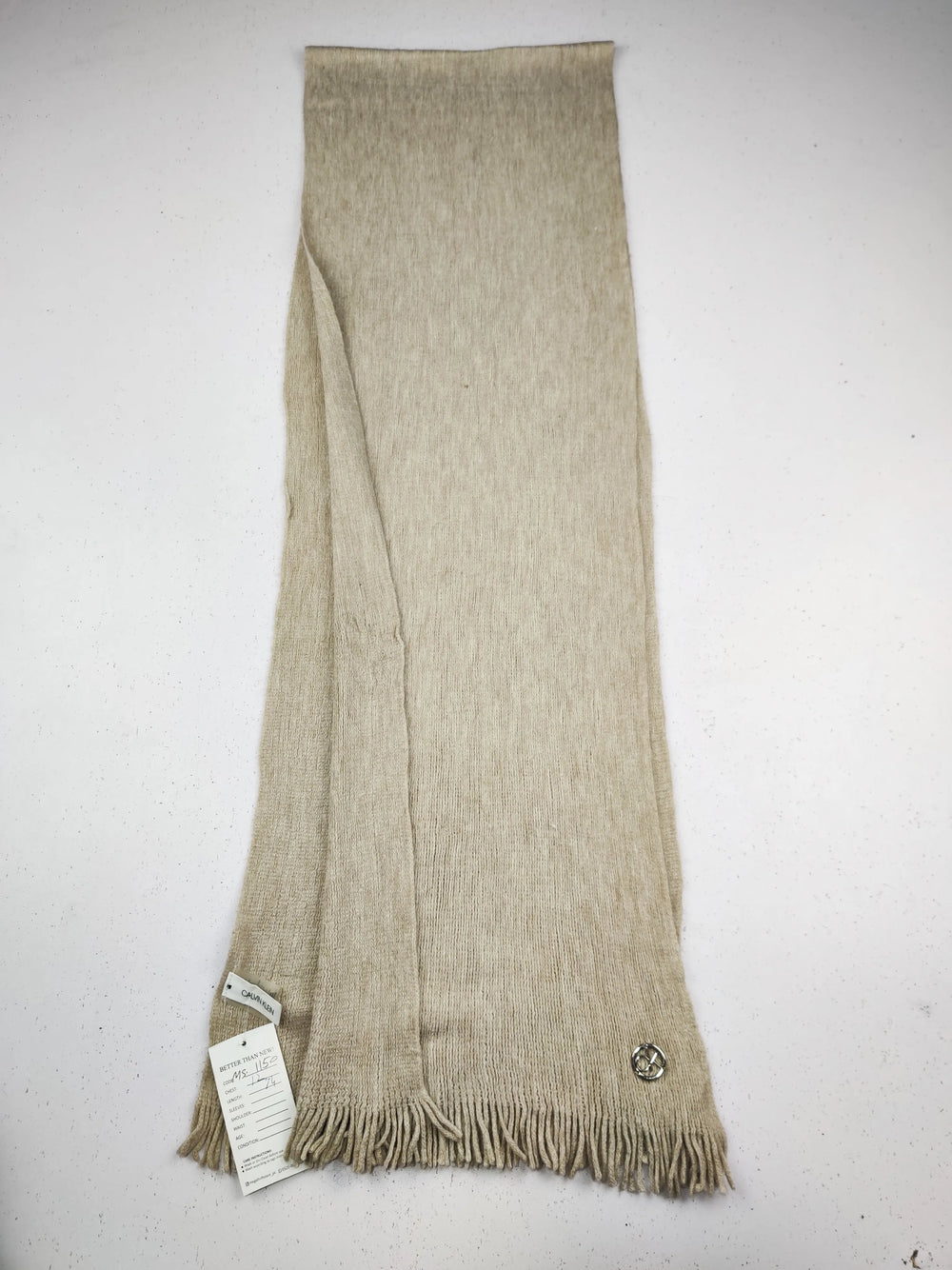Buy online pre-used pre-loved 100% authentic & Original branded C.A.L.V.I.N K.L.E.I.N (MS-1150) available in Pakistan. Top international brands avilable.