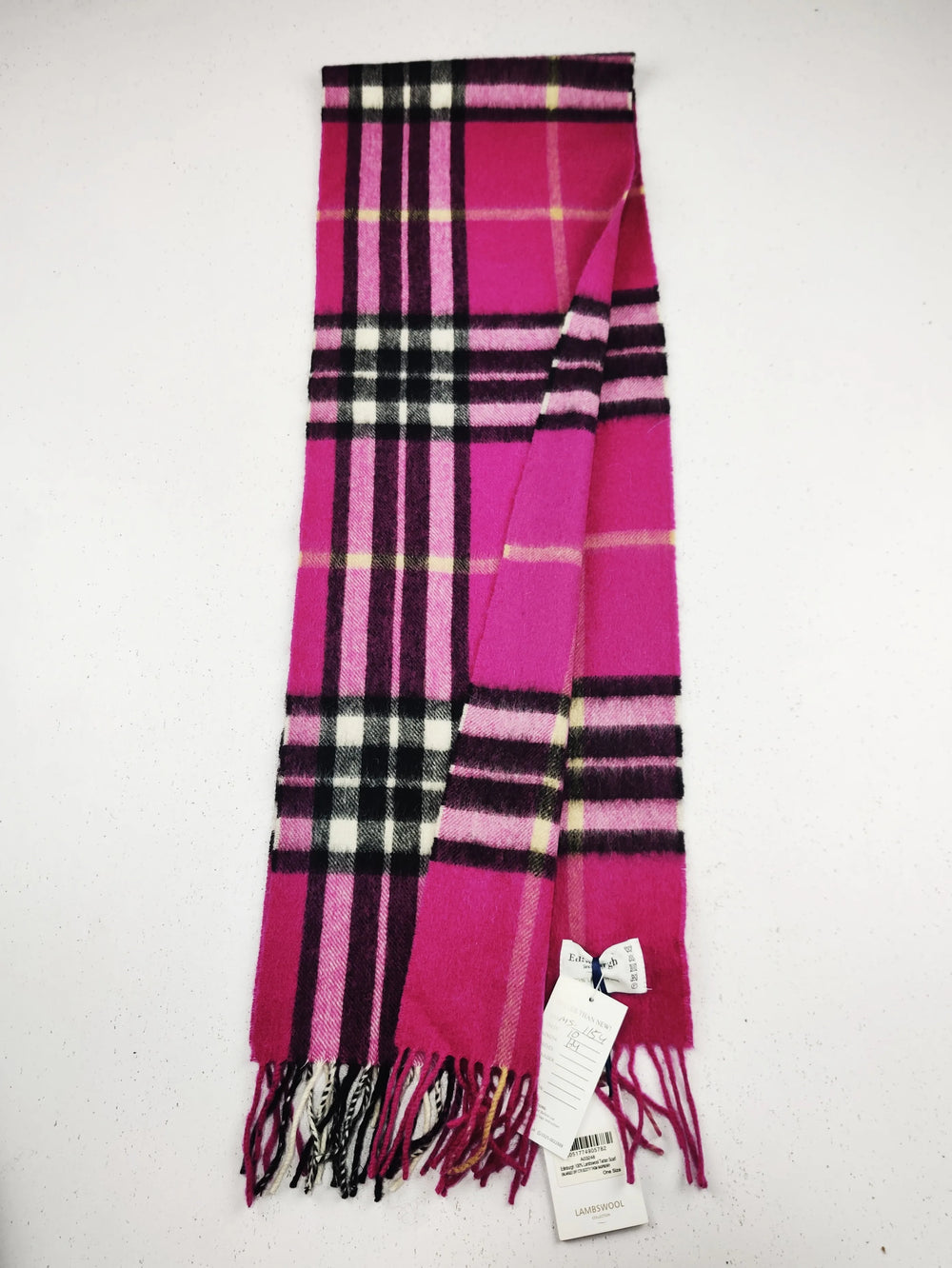 Buy online pre-used pre-loved 100% authentic & Original branded Edinburgh (MS-1154) available in Pakistan. Top international brands avilable.