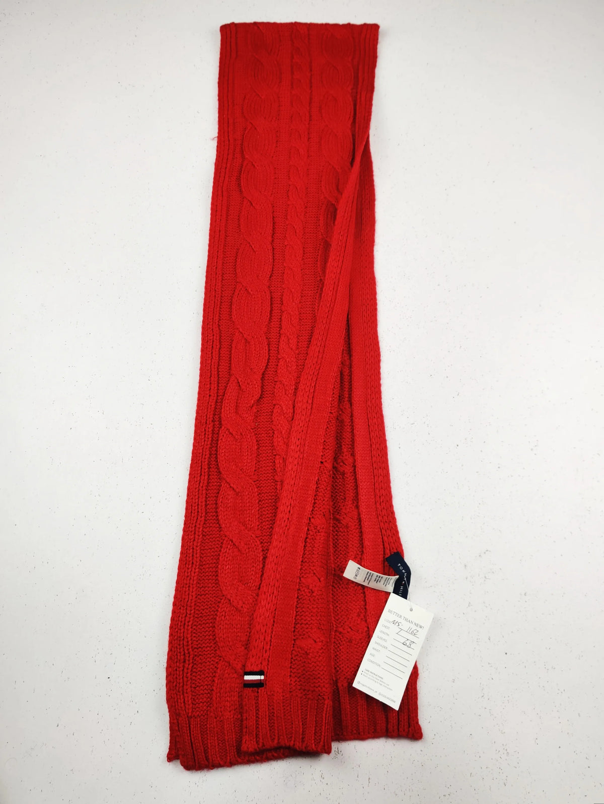 Buy online pre-used pre-loved 100% authentic & Original branded T.O.M.M.Y H.I.L.F.I.G.E.R (MS-1162) available in Pakistan. Top international brands avilable.