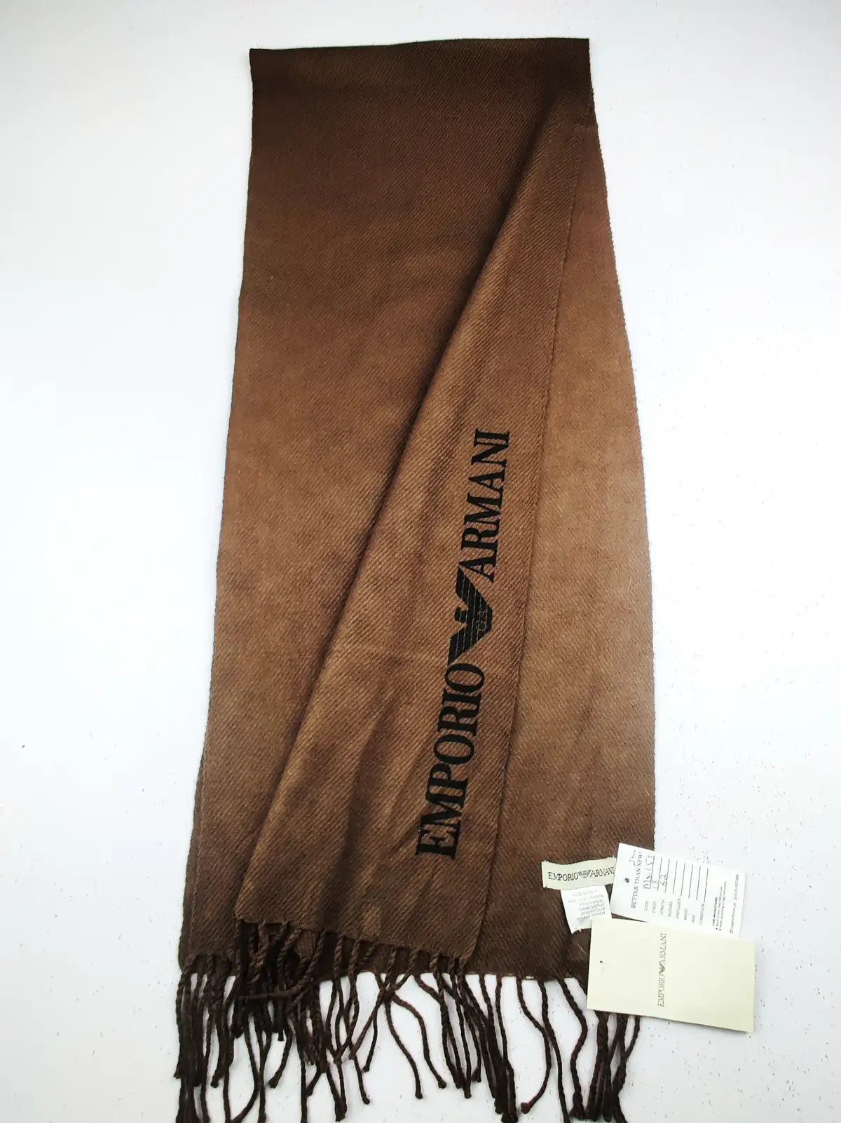 Buy online pre-used pre-loved 100% authentic & Original branded Emporio Armani (MS-153) available in Pakistan. Top international brands avilable.