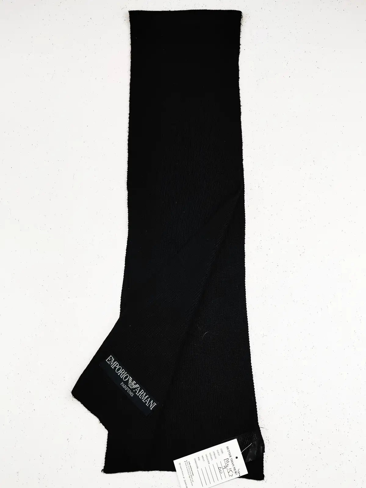Buy online pre-used pre-loved 100% authentic & Original branded Emporio Armani (MS-157) available in Pakistan. Top international brands avilable.