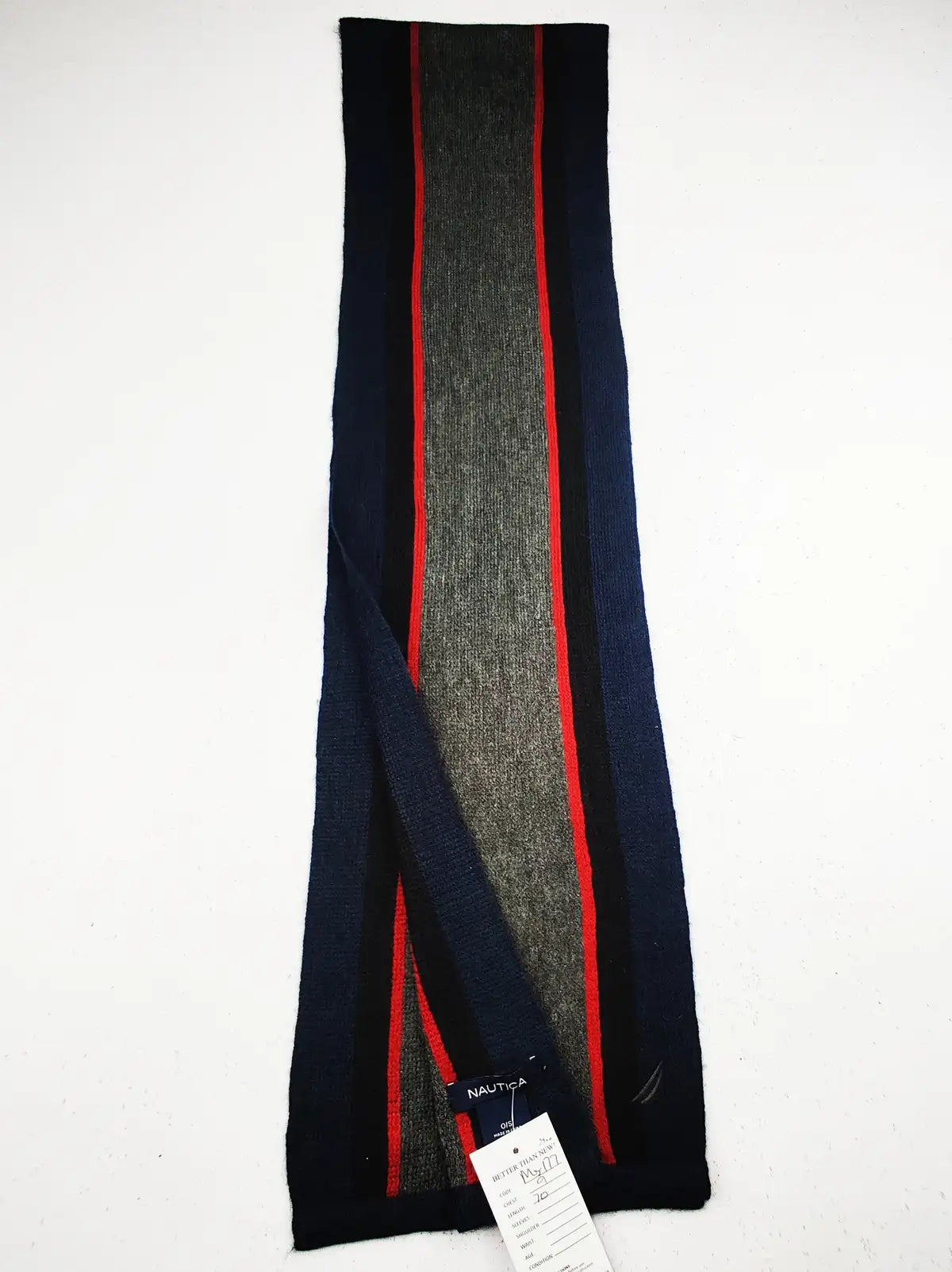 Buy online pre-used pre-loved 100% authentic & Original branded Nautica (MS-177) available in Pakistan. Top international brands avilable.