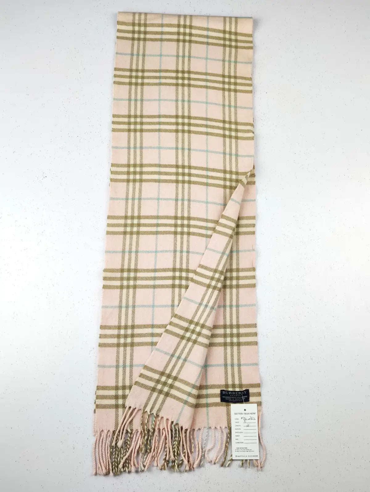 Buy online pre-used pre-loved 100% authentic & Original branded Burberry (MS-264) available in Pakistan. Top international brands avilable.