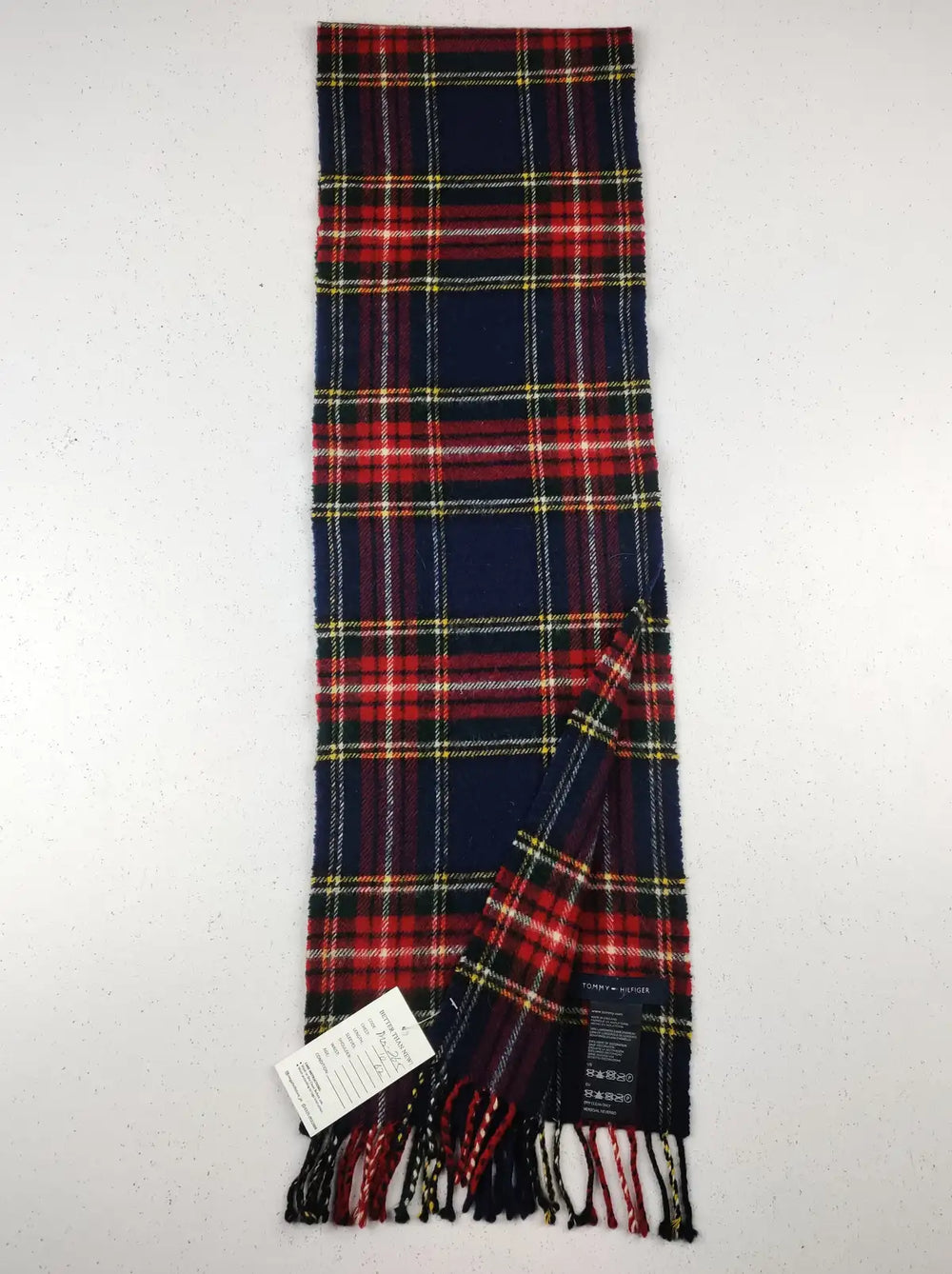 Buy online pre-used pre-loved 100% authentic & Original branded Tommy Hilfiger (MS-265) available in Pakistan. Top international brands avilable.