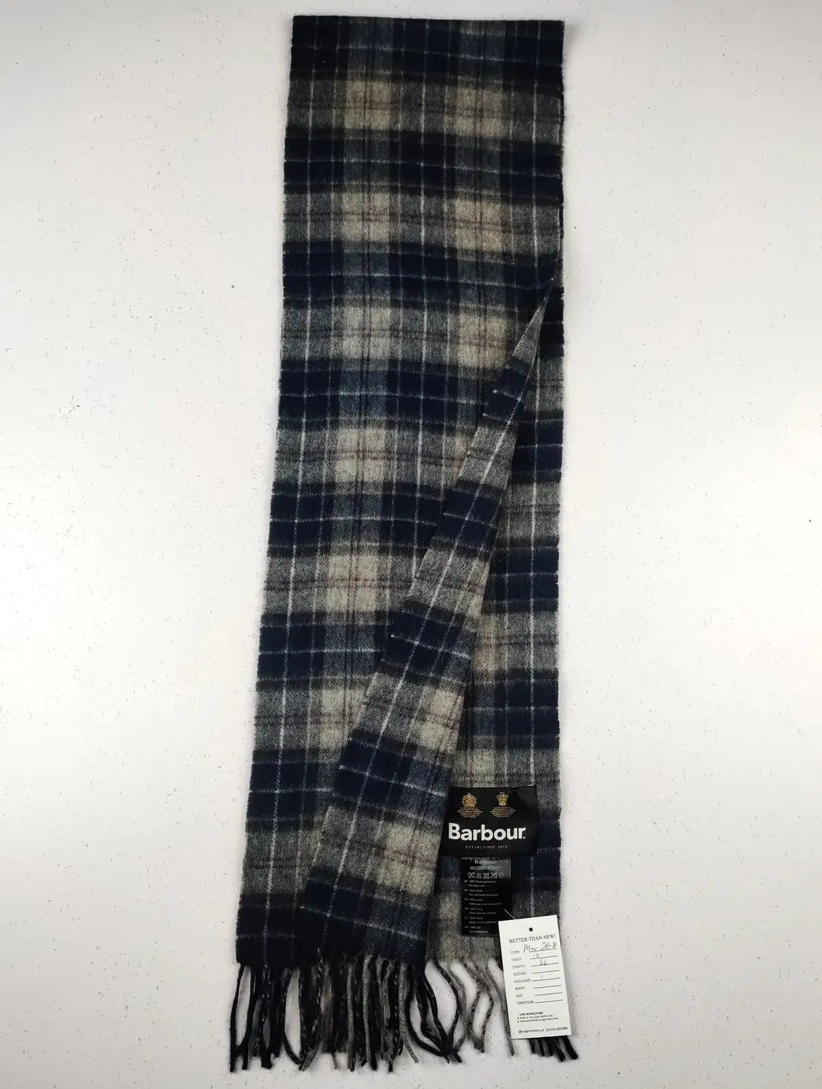 Buy online pre-used pre-loved 100% authentic & Original branded Barbour (MS-268) available in Pakistan. Top international brands avilable.