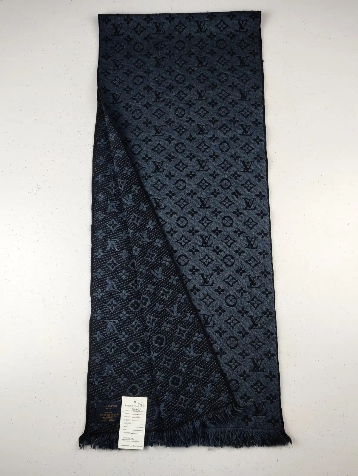 Buy online pre-used pre-loved 100% authentic & Original branded Luios Vuitton (MS-277) available in Pakistan. Top international brands avilable.