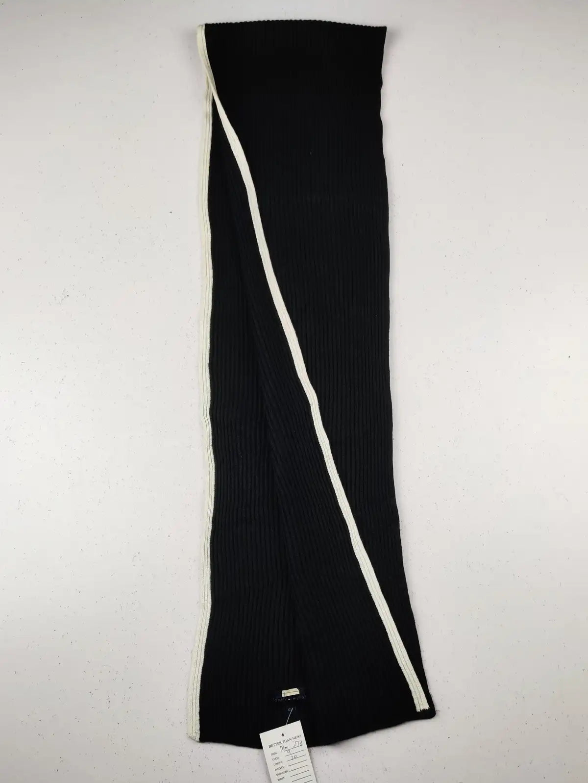 Buy online pre-used pre-loved 100% authentic & Original branded Tommy Hilfiger (MS-278) available in Pakistan. Top international brands avilable.