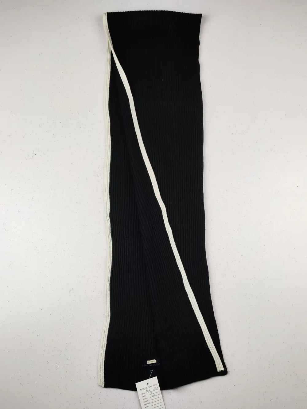 Buy online pre-used pre-loved 100% authentic & Original branded Tommy Hilfiger (MS-278) available in Pakistan. Top international brands avilable.