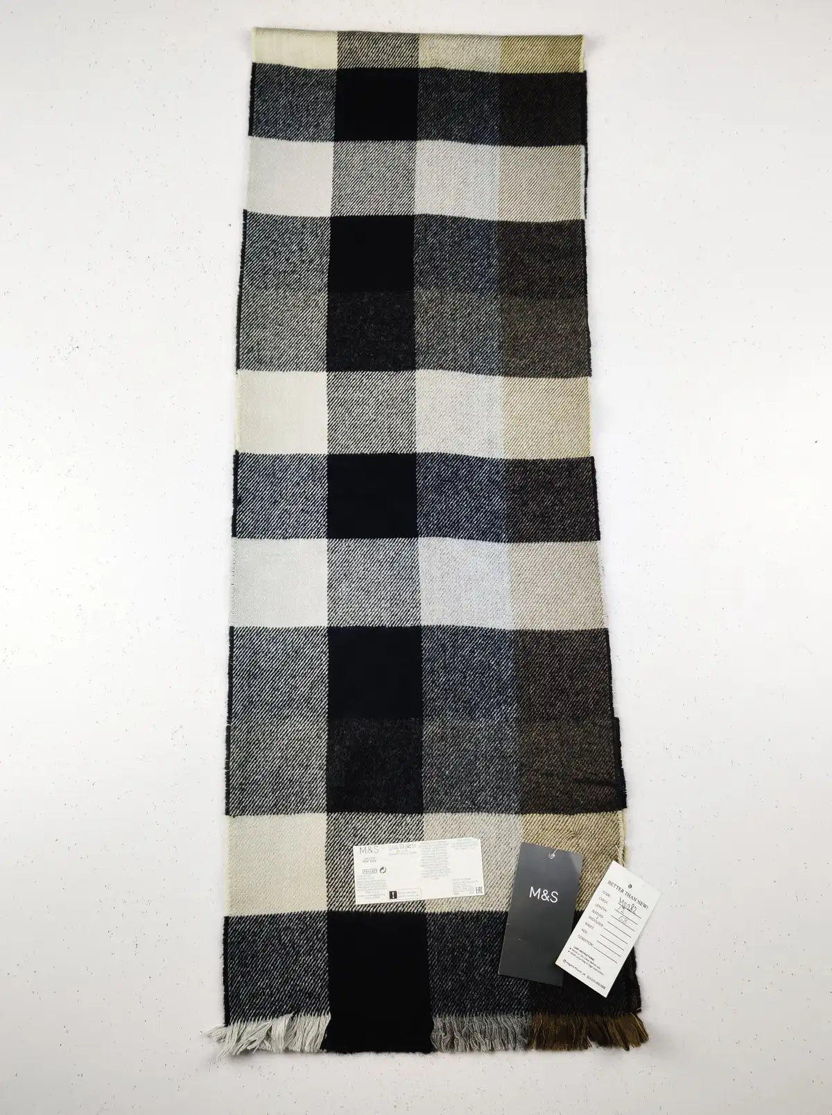 Buy online pre-used pre-loved 100% authentic & Original branded Marks & Spencer (MS-282) available in Pakistan. Top international brands avilable.