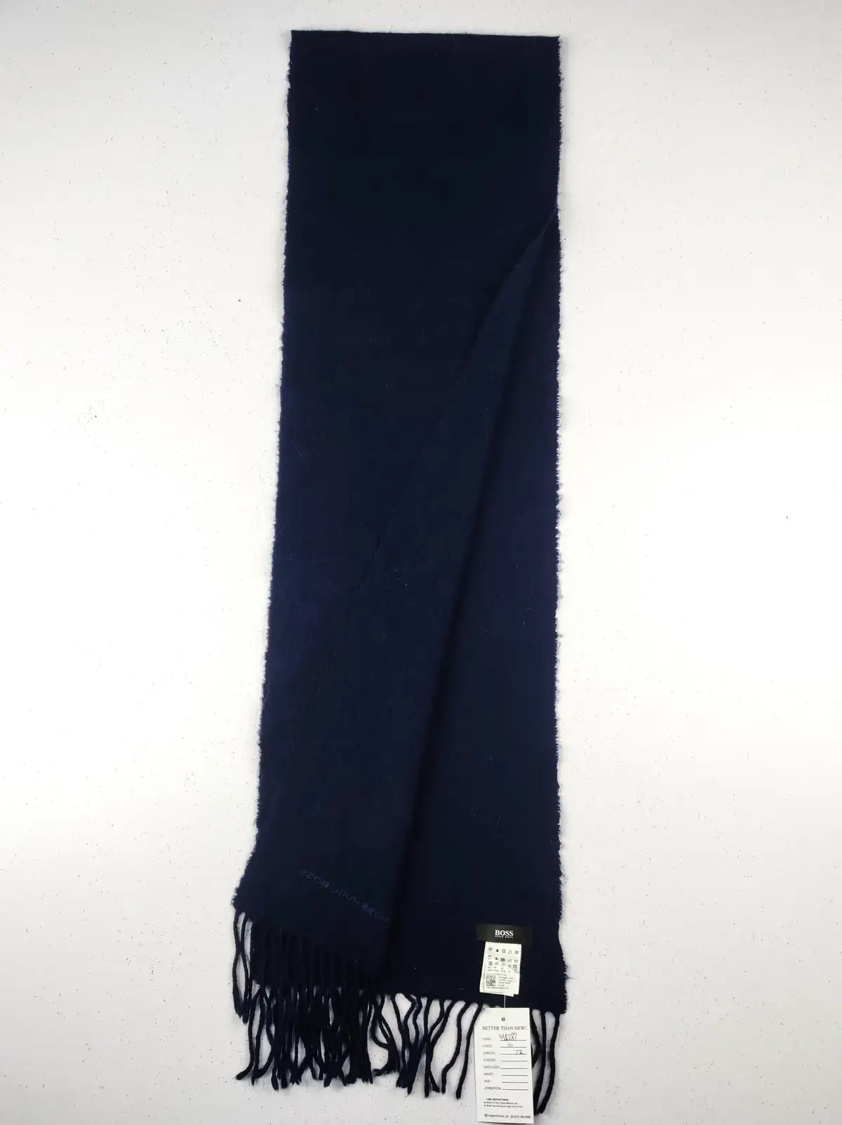 Buy online pre-used pre-loved 100% authentic & Original branded Hugo Boss (MS-287) available in Pakistan. Top international brands avilable.