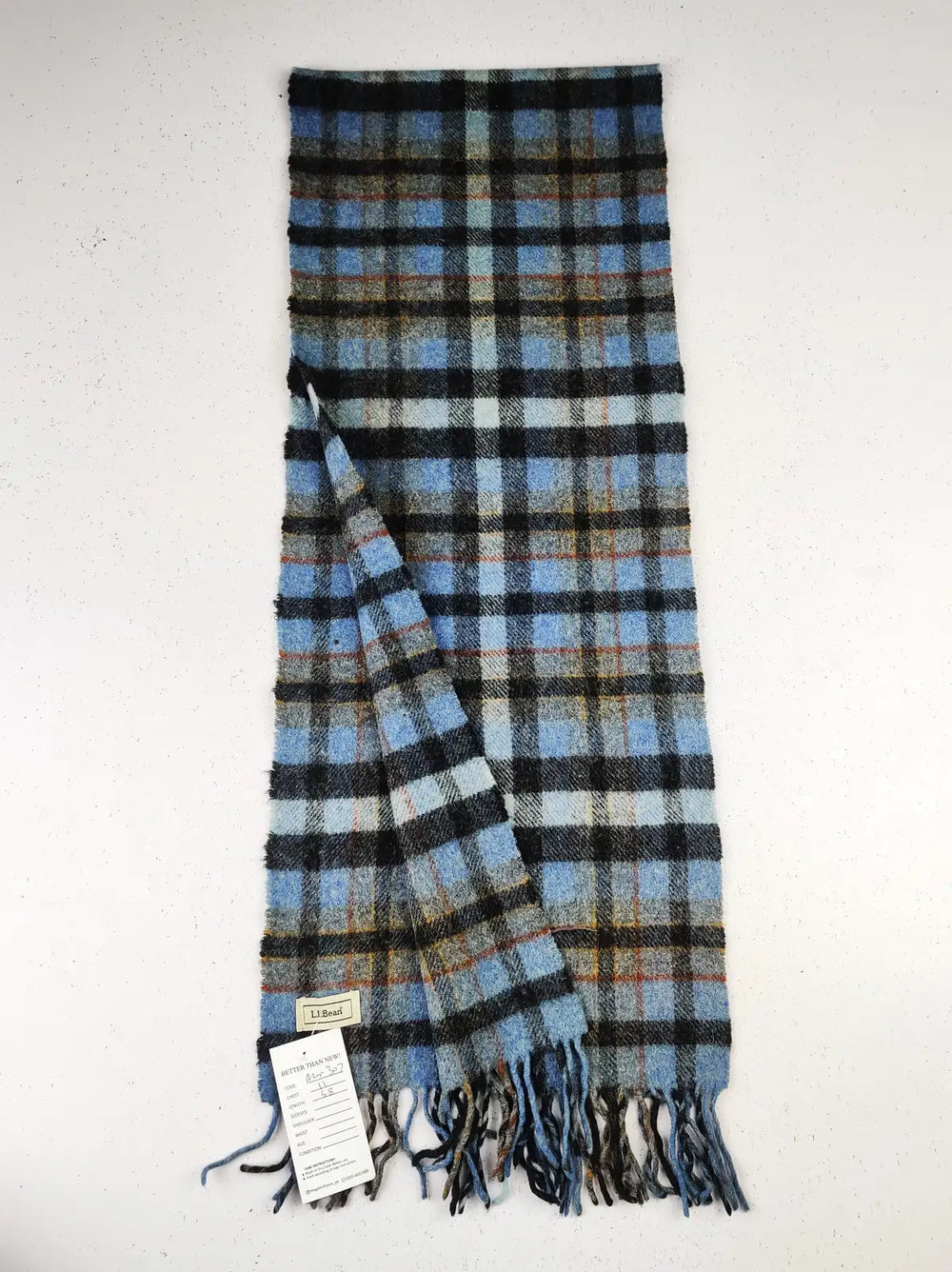 Buy online pre-used pre-loved 100% authentic & Original branded Ll.Bean (MS-307) available in Pakistan. Top international brands avilable.