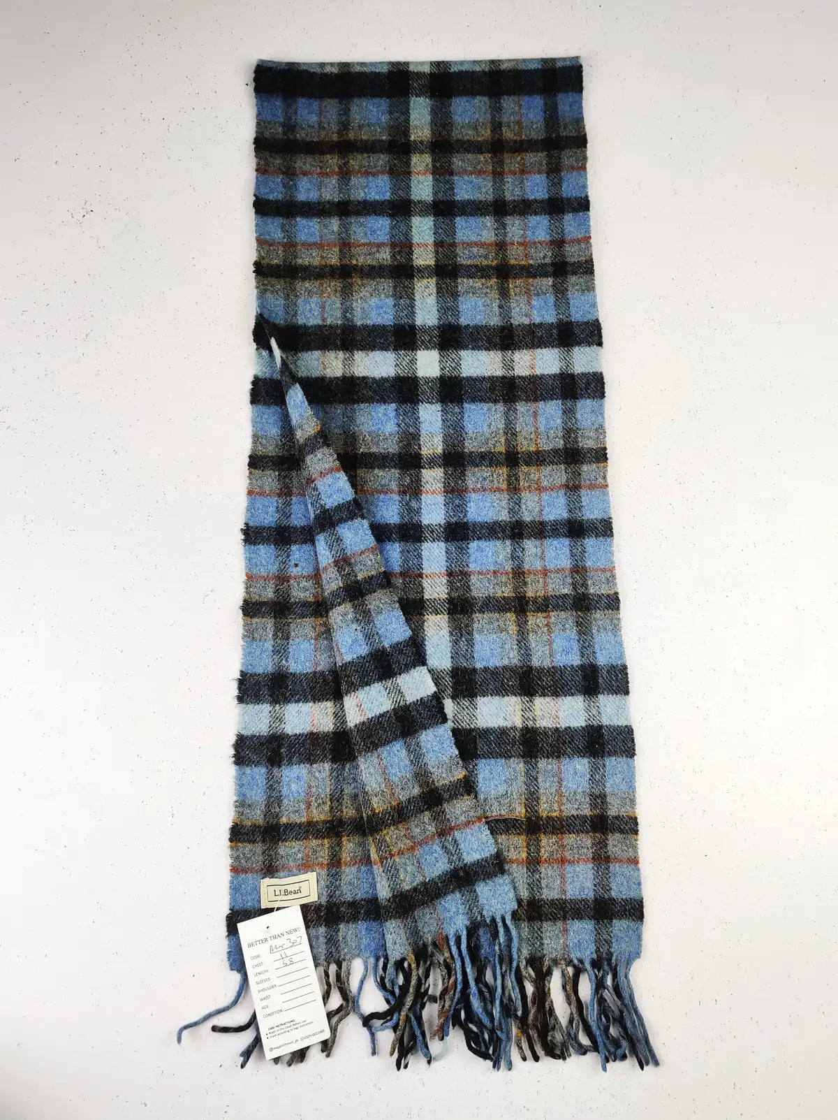 Buy online pre-used pre-loved 100% authentic & Original branded Ll.Bean (MS-307) available in Pakistan. Top international brands avilable.