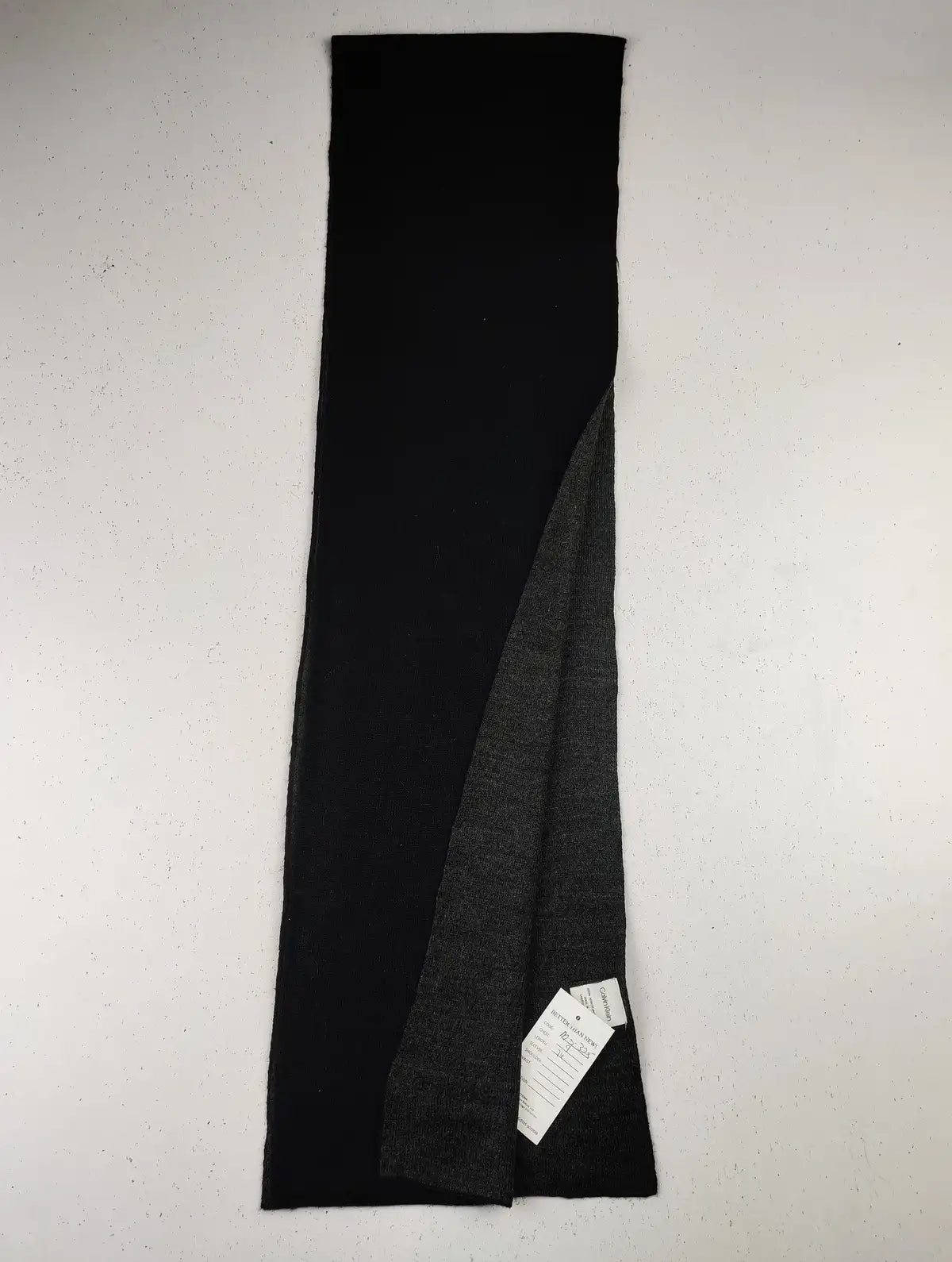 Buy online pre-used pre-loved 100% authentic & Original branded Calvin Klein (MS-325) available in Pakistan. Top international brands avilable.