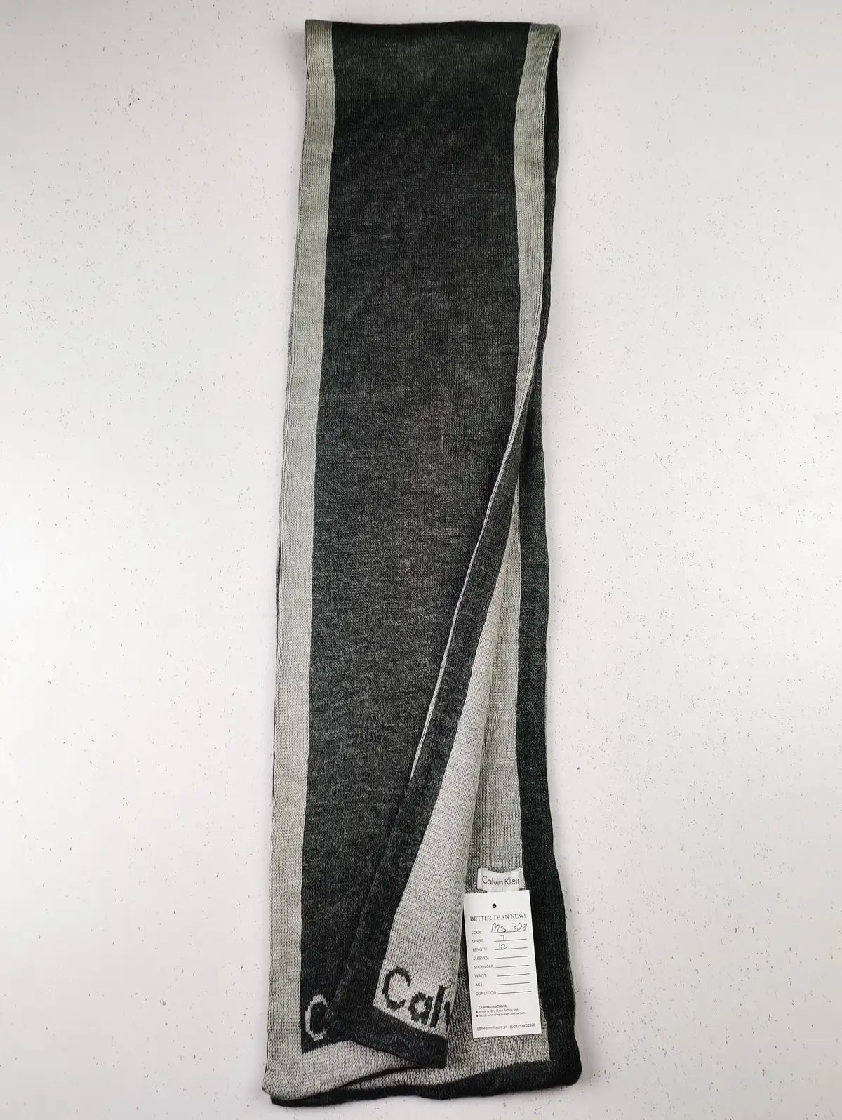 Buy online pre-used pre-loved 100% authentic & Original branded Calvin Klein (MS-328) available in Pakistan. Top international brands avilable.