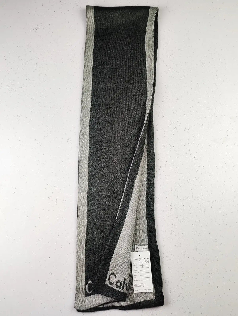 Buy online pre-used pre-loved 100% authentic & Original branded Calvin Klein (MS-328) available in Pakistan. Top international brands avilable.