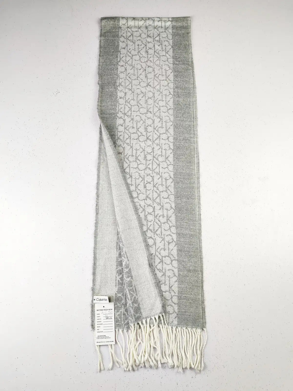 Buy online pre-used pre-loved 100% authentic & Original branded Calvin Klein (MS-342) available in Pakistan. Top international brands avilable.